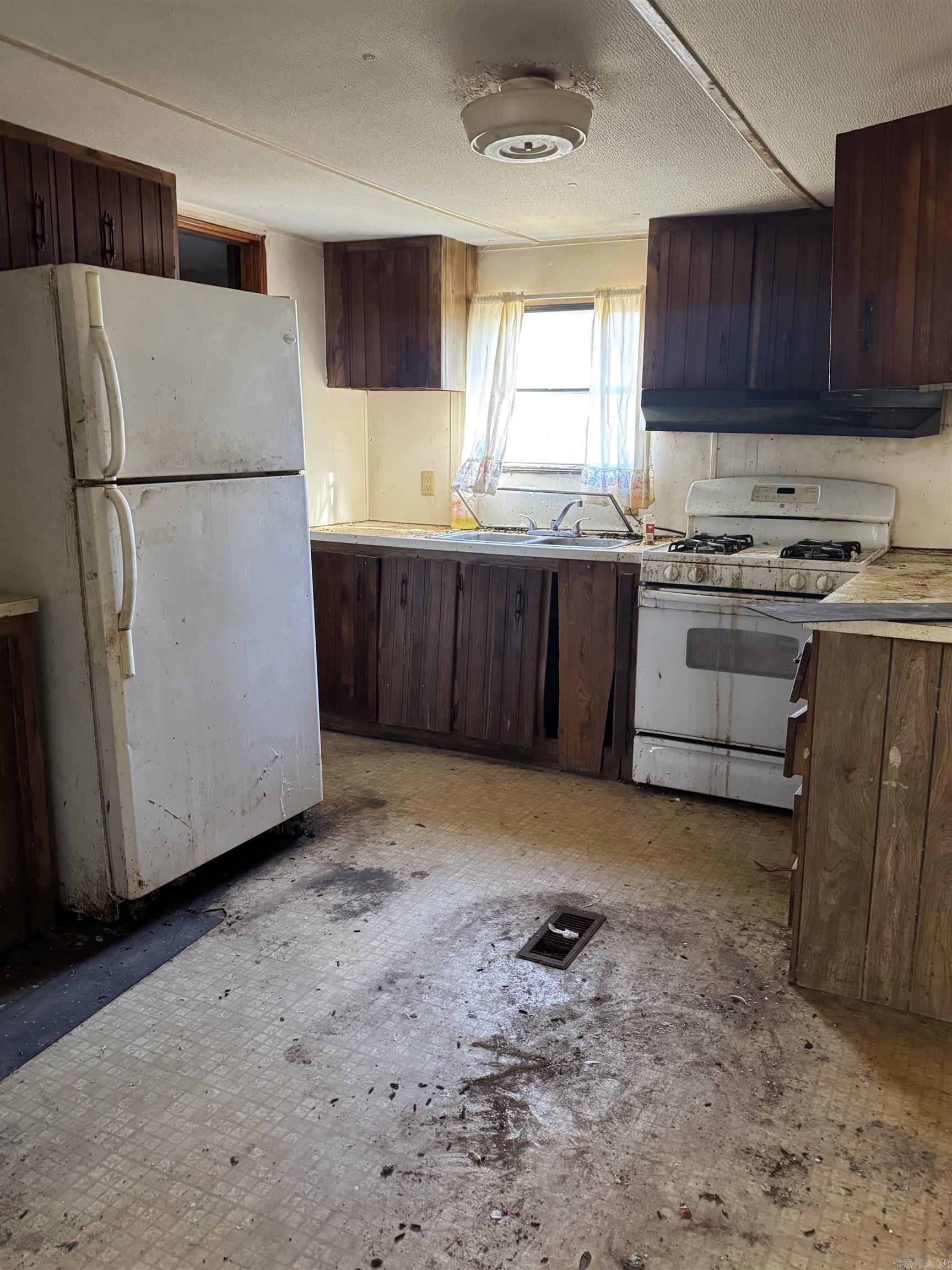 425 Meade  Batesville, AR