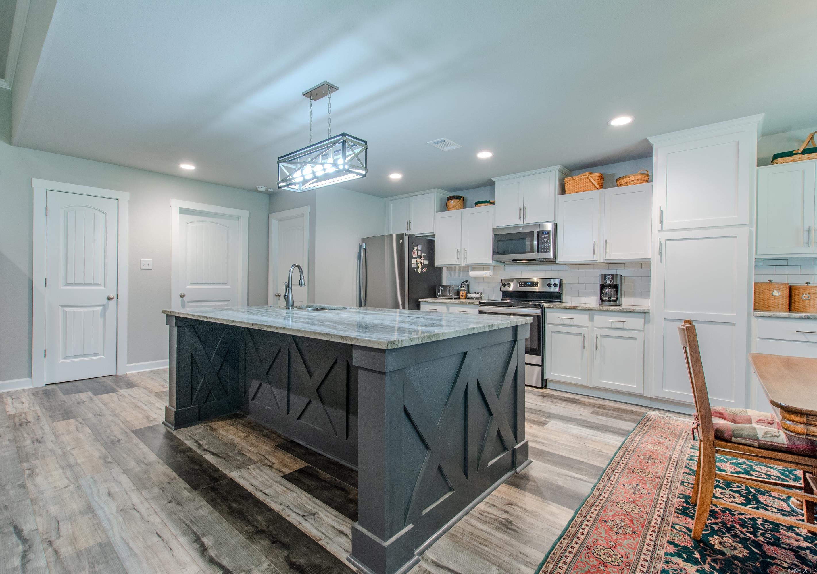 2091 Ferndale  Alexander, AR