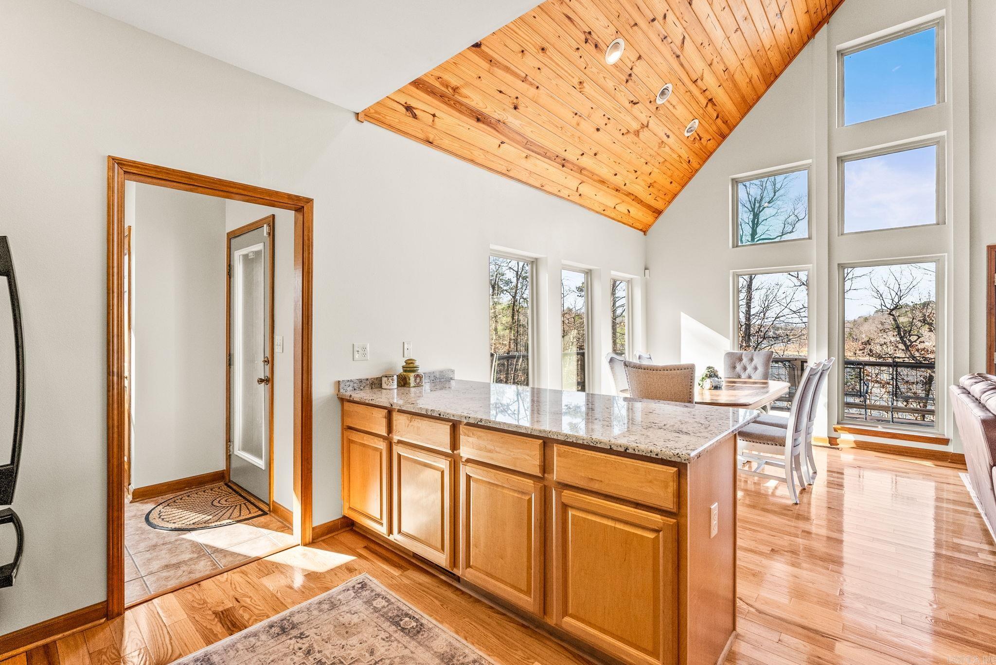 5 Bay Shore  Greers Ferry, AR