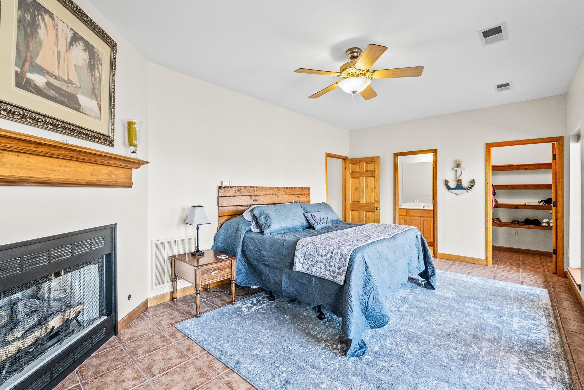 5 Bay Shore  Greers Ferry, AR