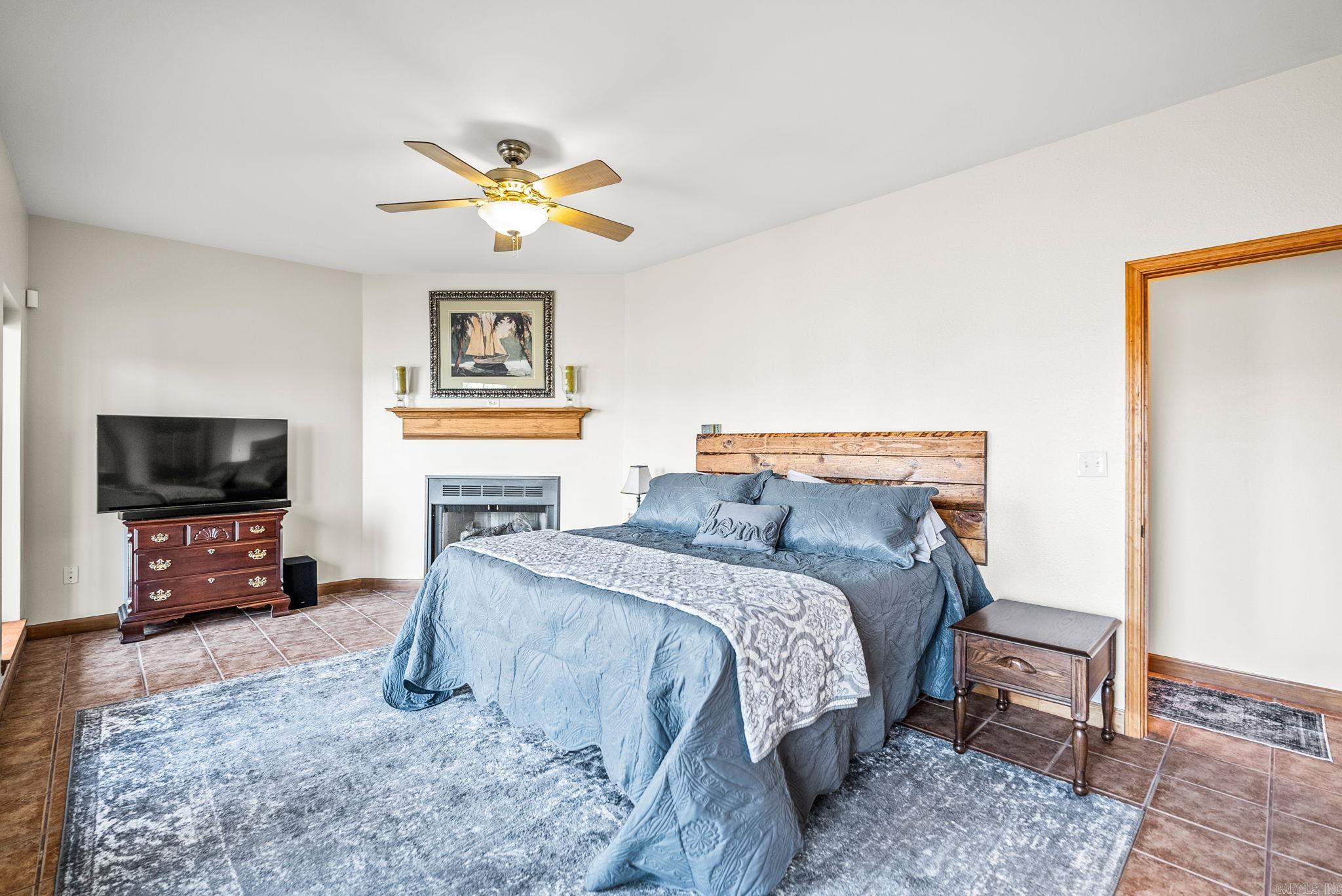 5 Bay Shore  Greers Ferry, AR