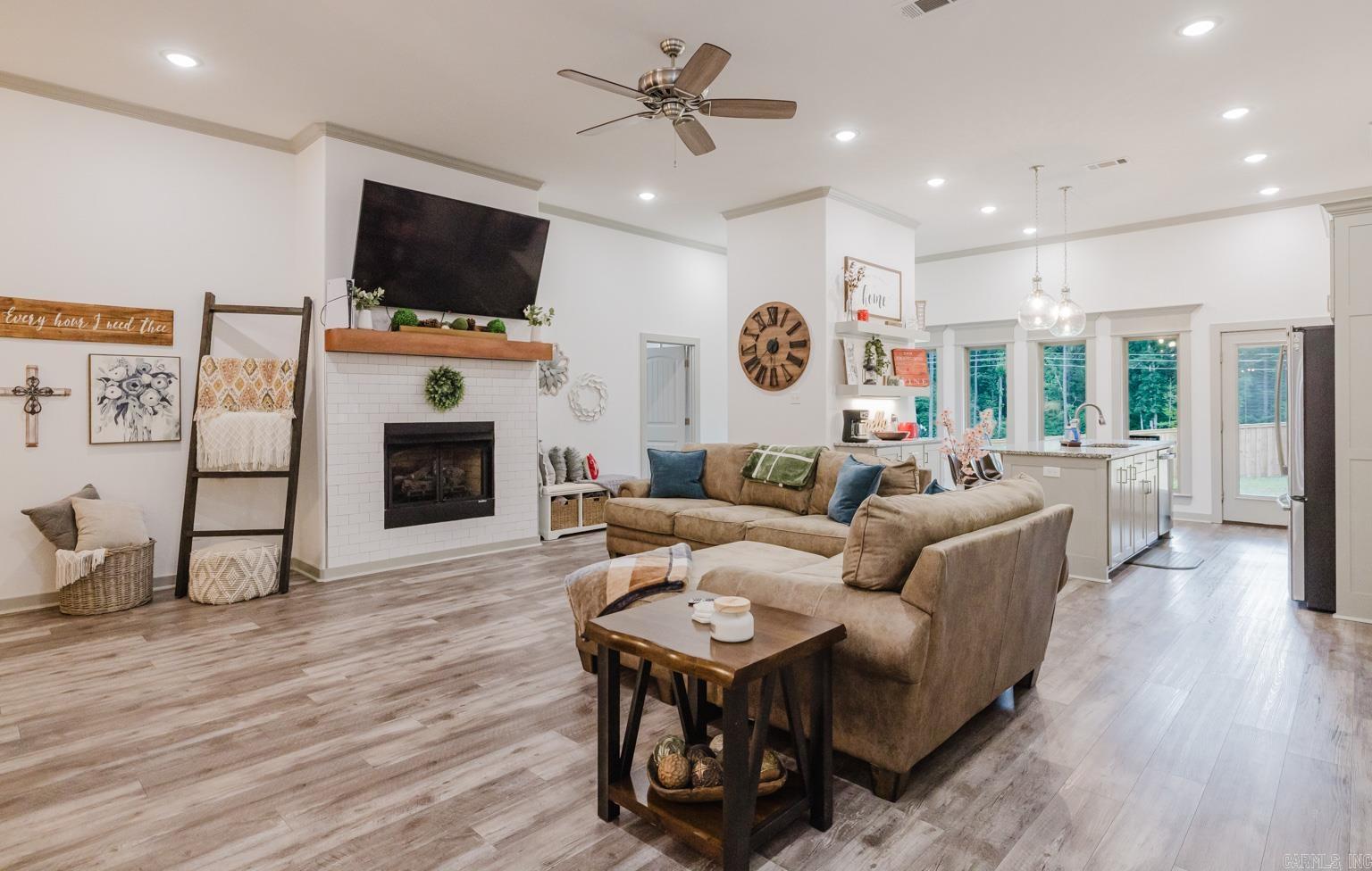 92 HUDSON  Sheridan, AR