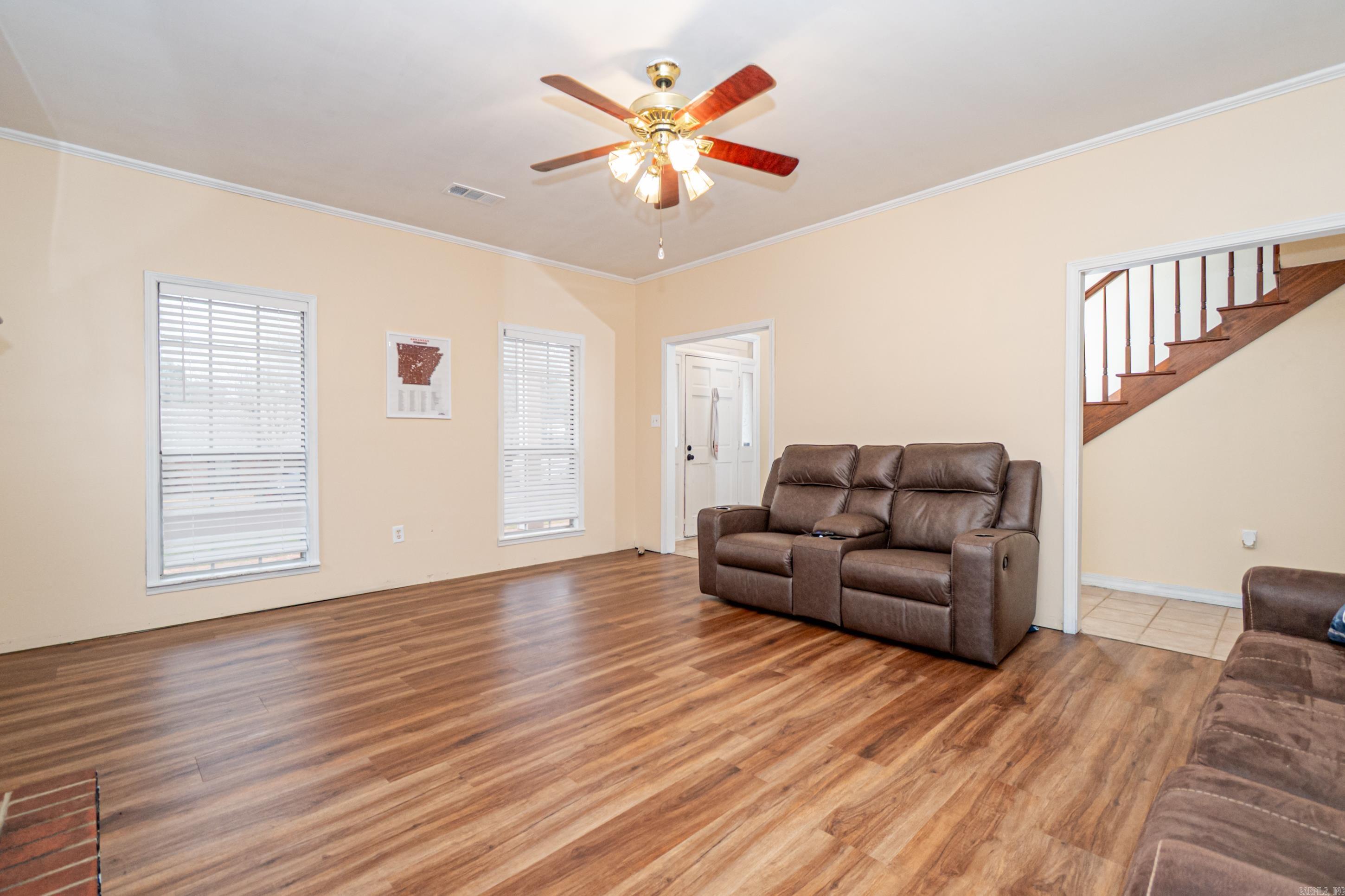 910 Memory Lane Camden, AR 71701