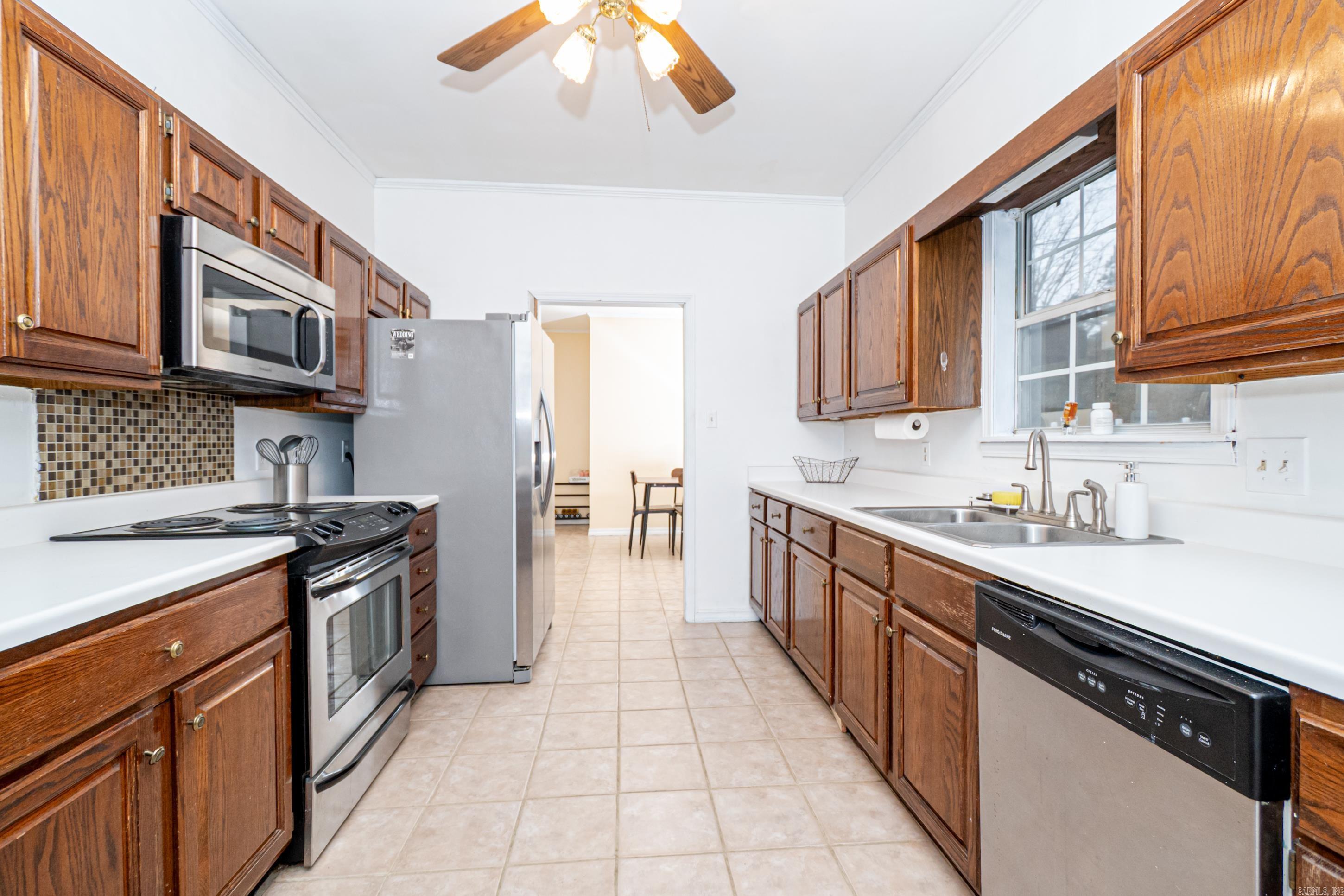 910 Memory Lane Camden, AR 71701