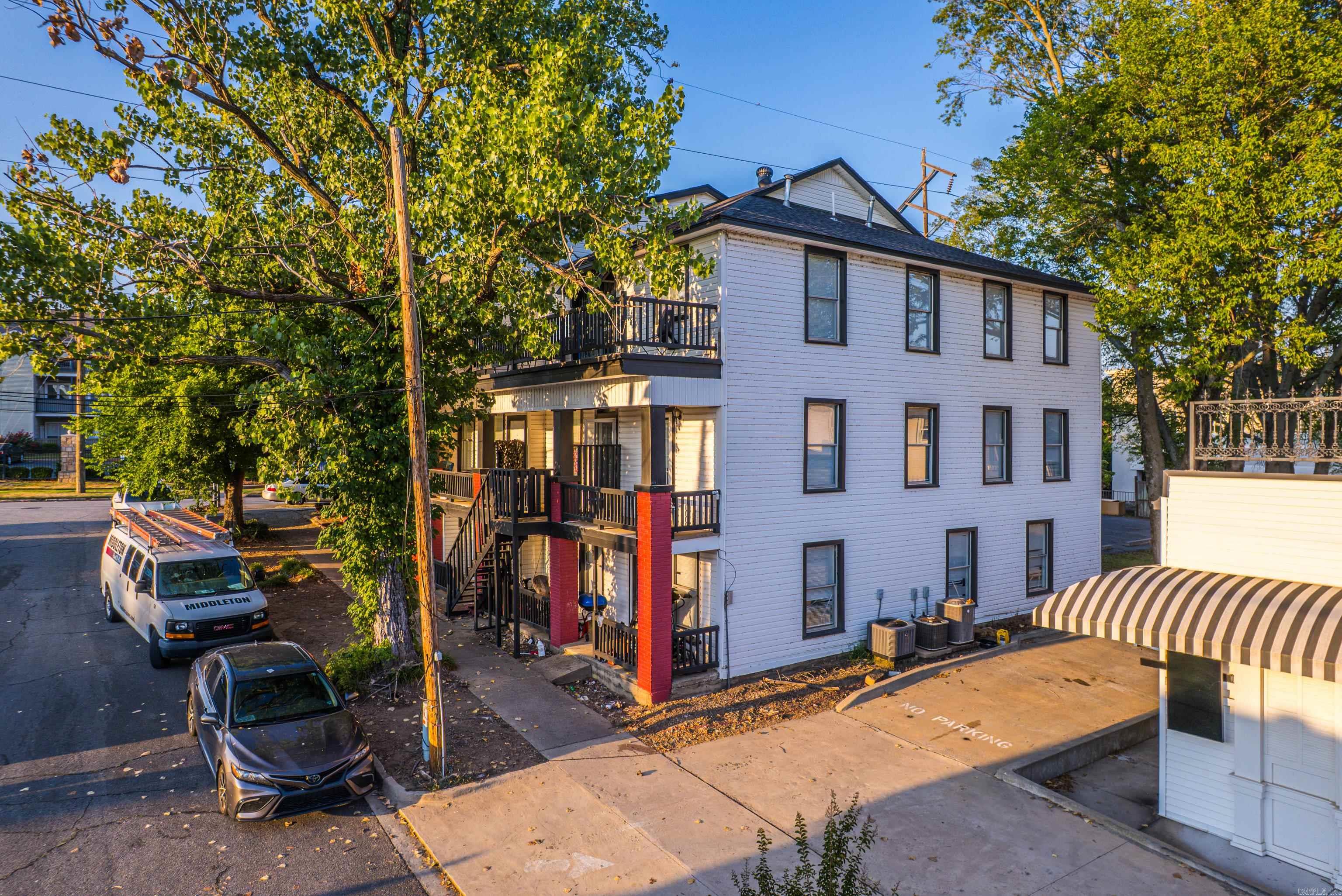 823 North  Little Rock, AR