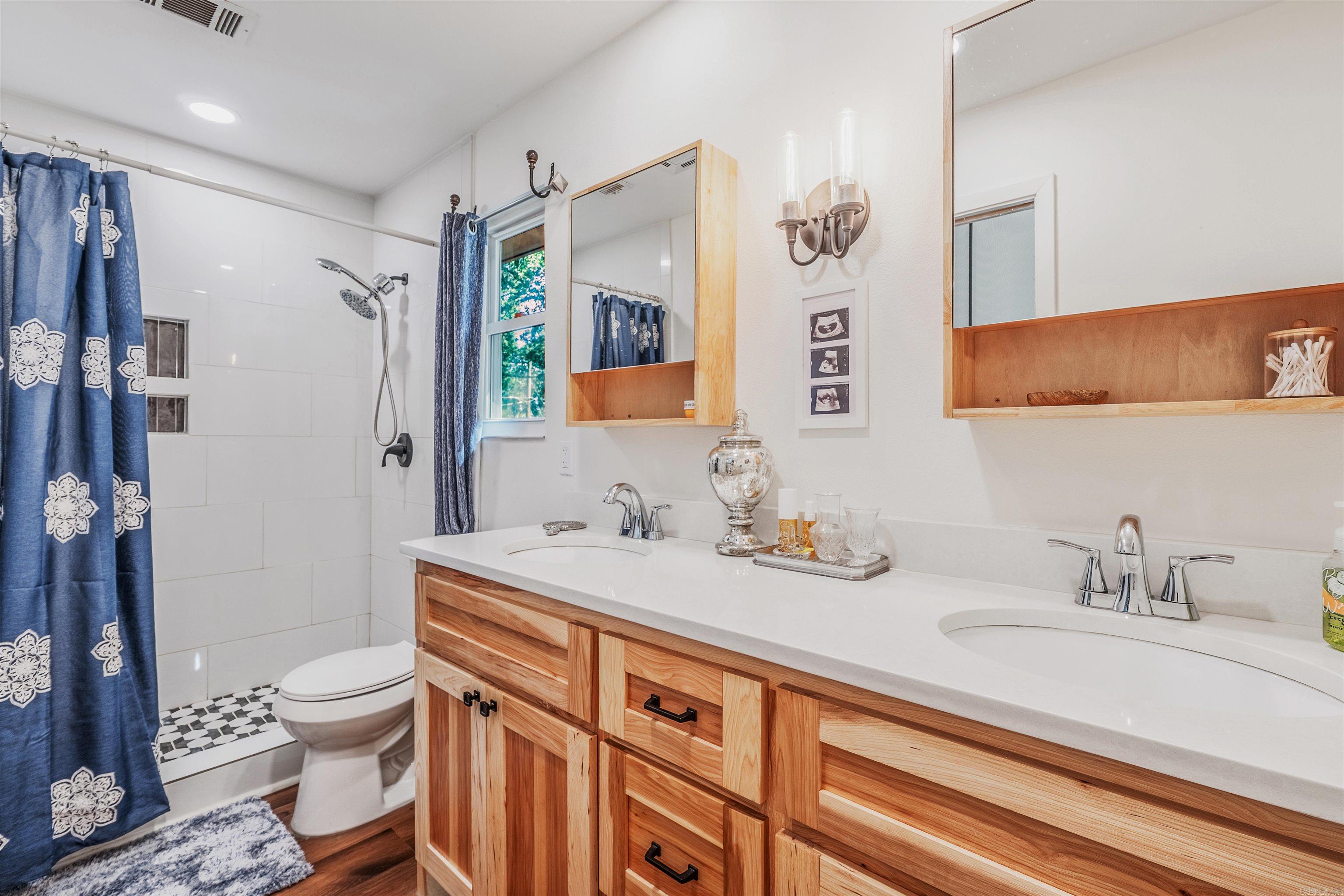 1517 Circledale Rd  North Little Rock, AR