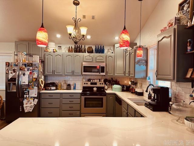 560 N Floral  Concord, AR