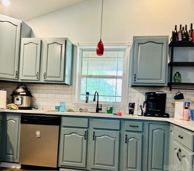 560 N Floral  Concord, AR