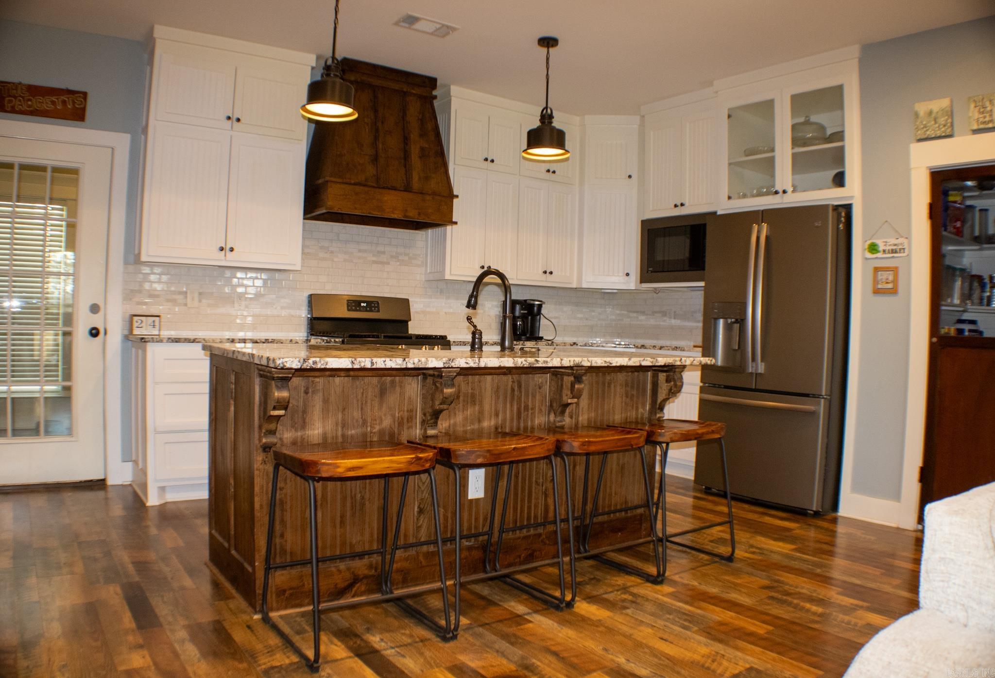 318 Wayne Walker Road Romance, AR 72136