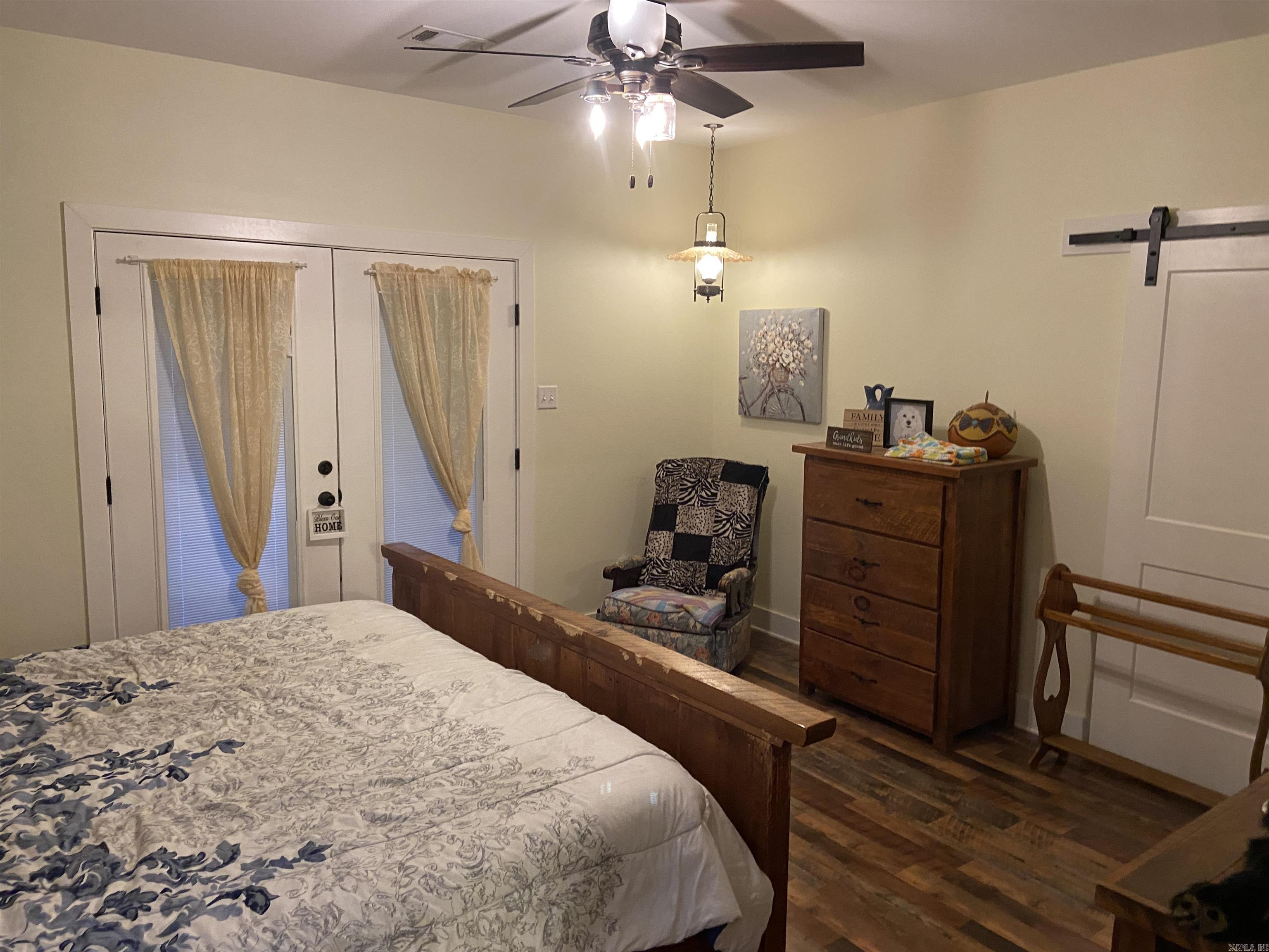 318 Wayne Walker  Romance, AR