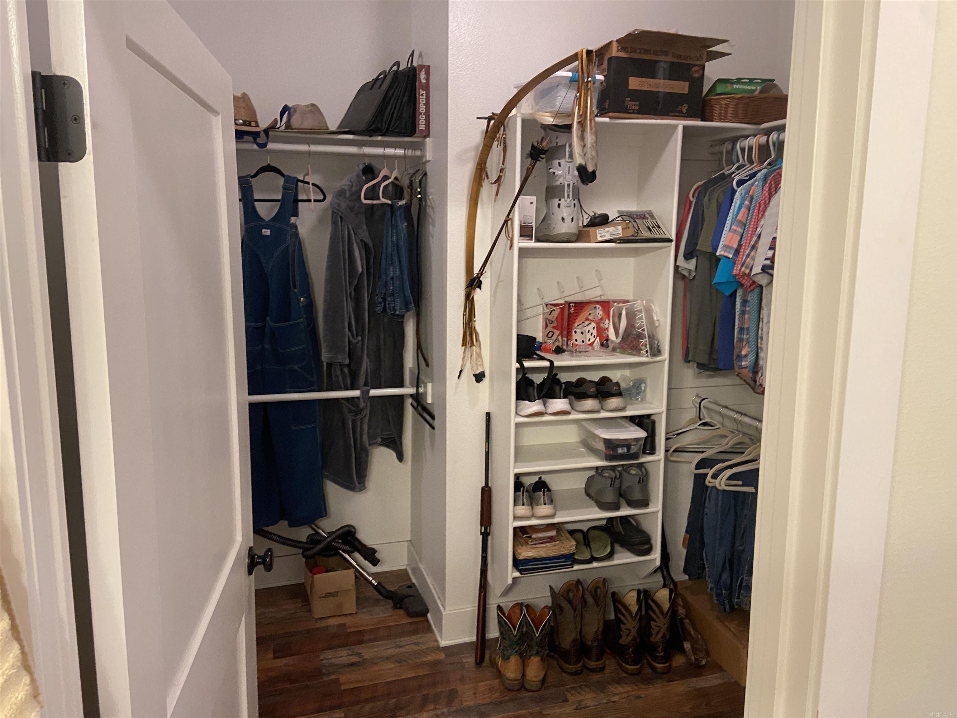 318 Wayne Walker  Romance, AR