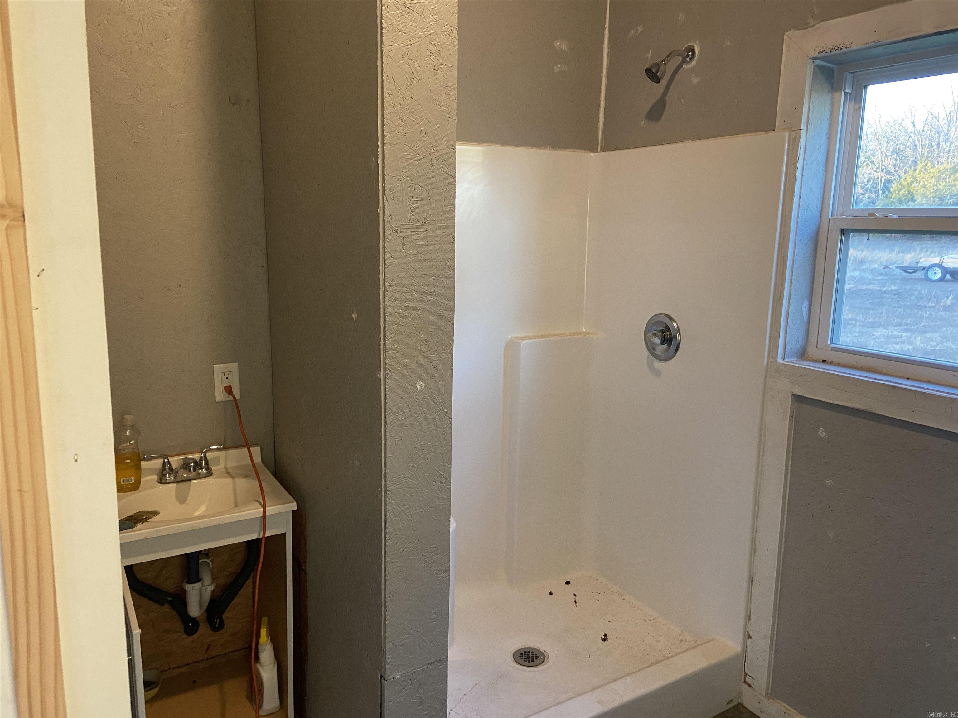 318 Wayne Walker  Romance, AR