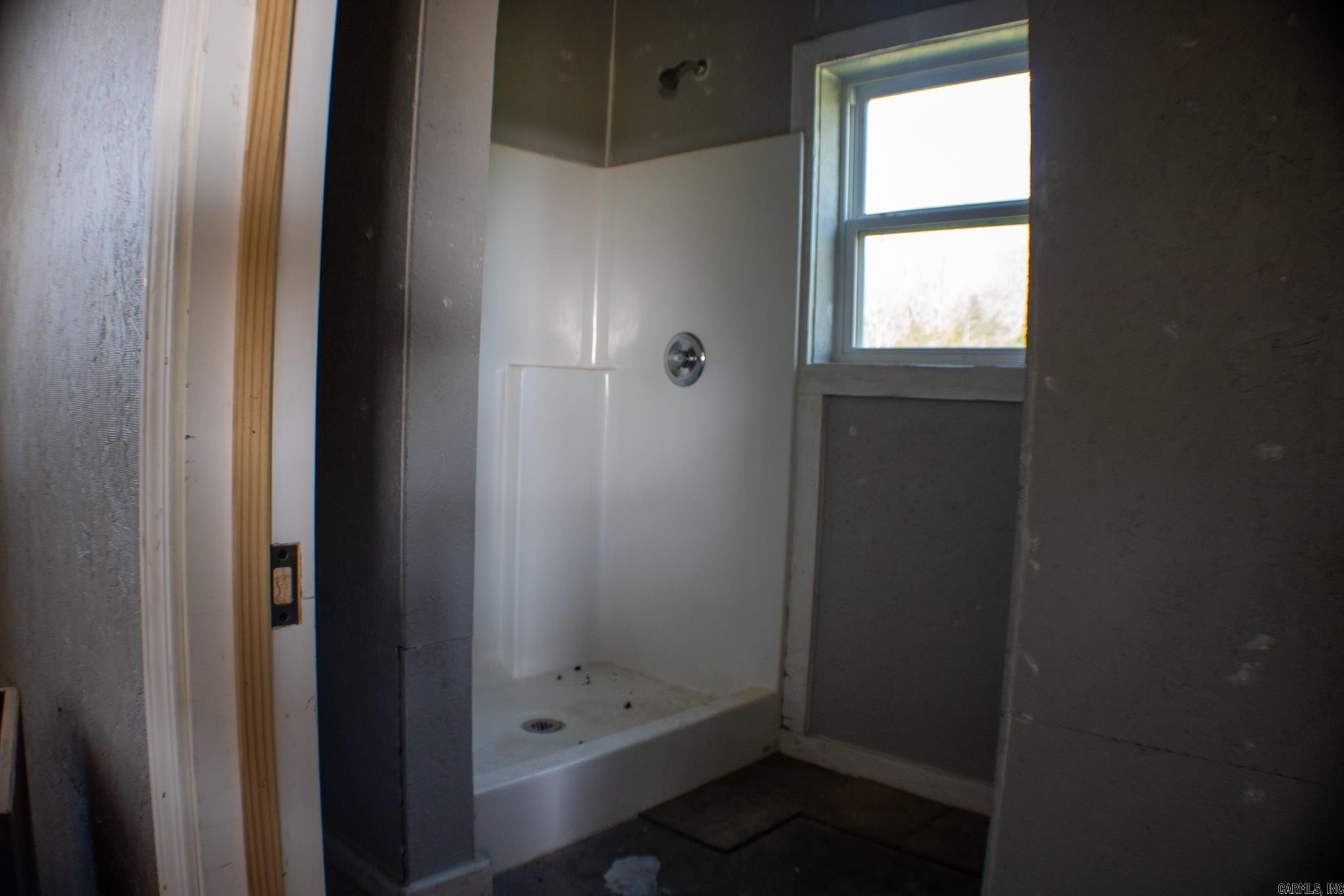 318 Wayne Walker Road Romance, AR 72136