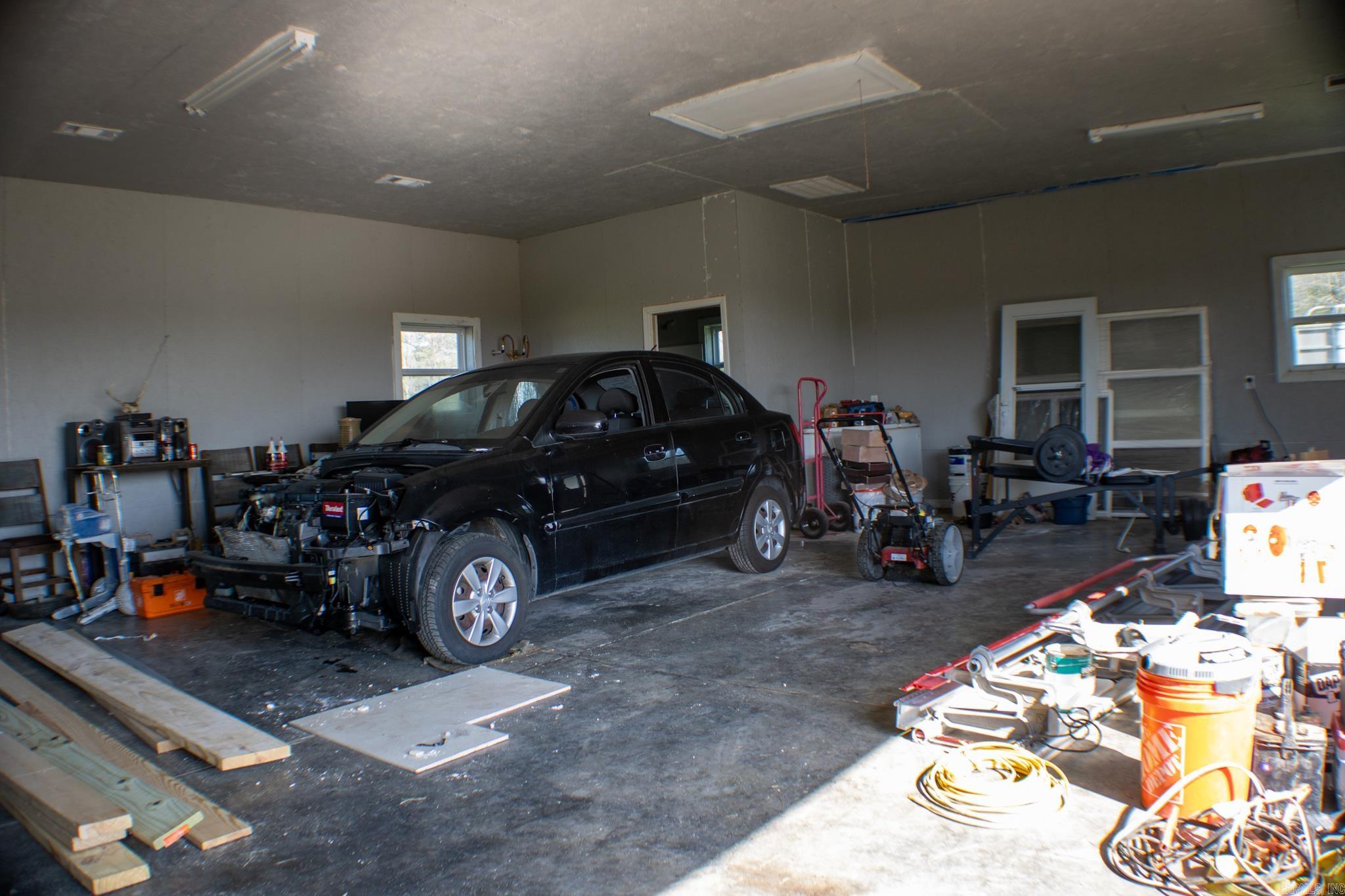 318 Wayne Walker Road Romance, AR 72136