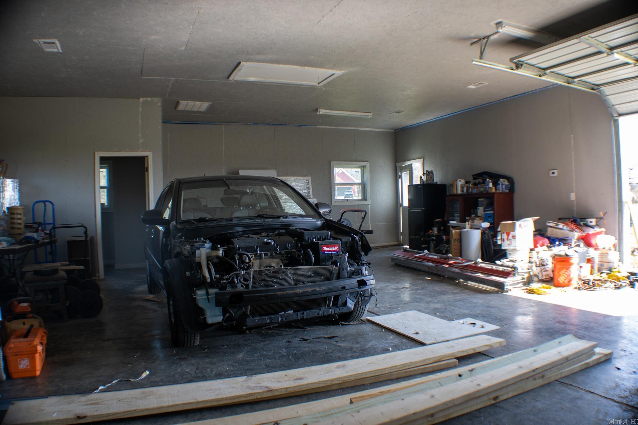 318 Wayne Walker Road Romance, AR 72136