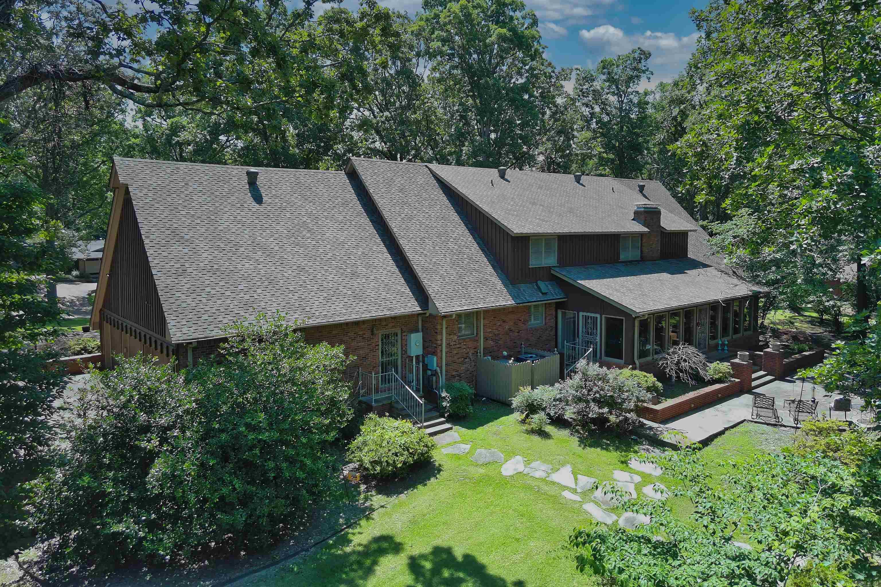 1003 Oakwood Dr  Wynne, AR