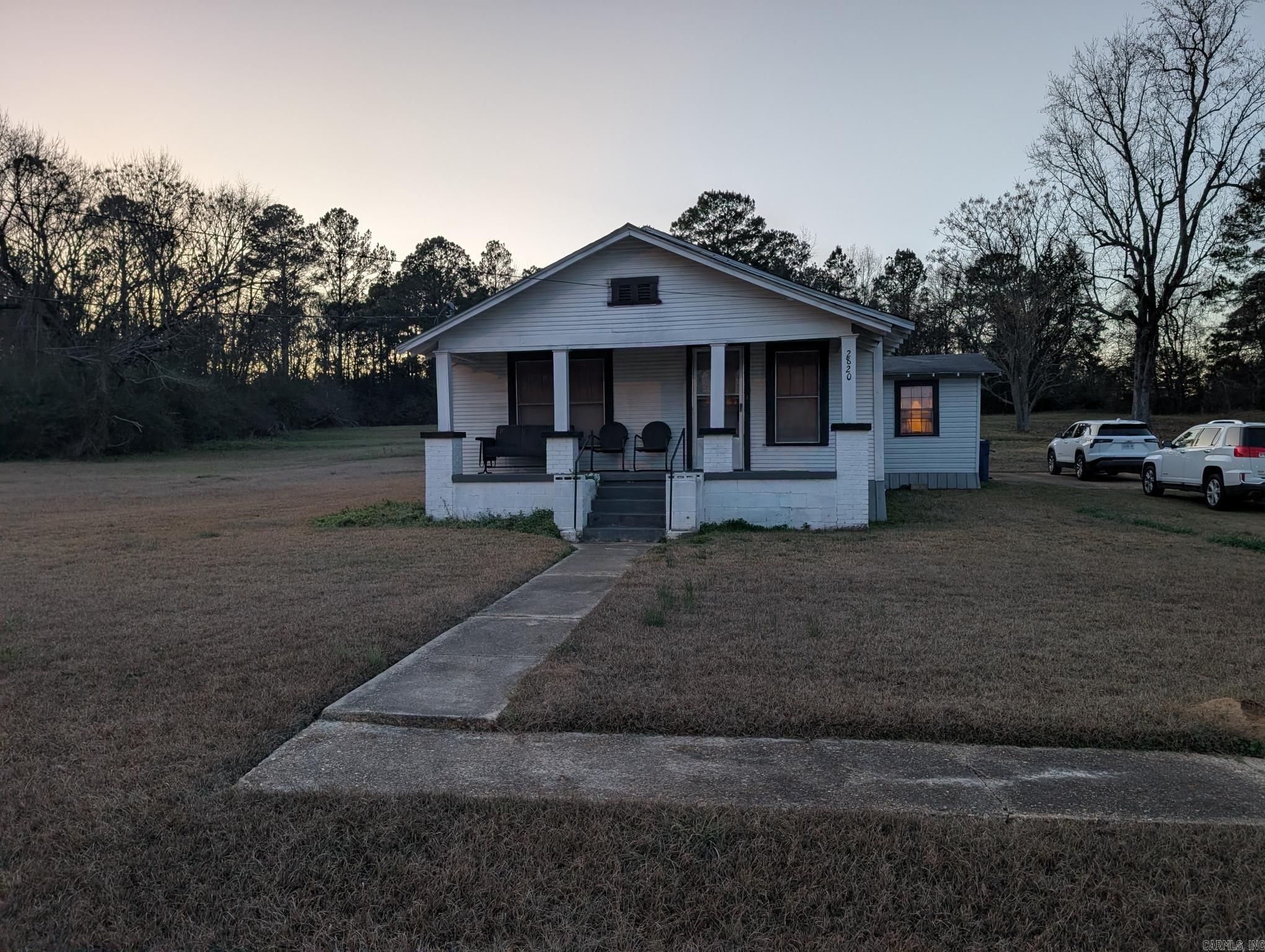 2820 Apple Avenue  Camden, AR