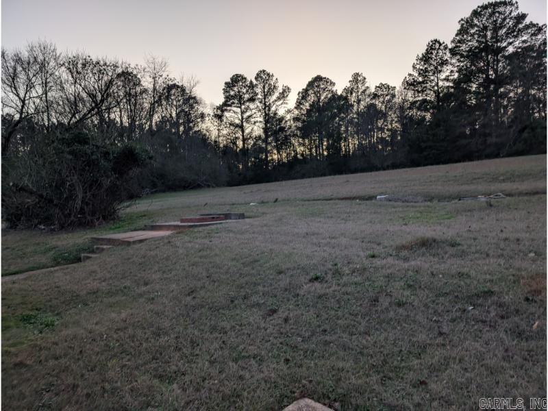 2820 Apple Avenue  Camden, AR