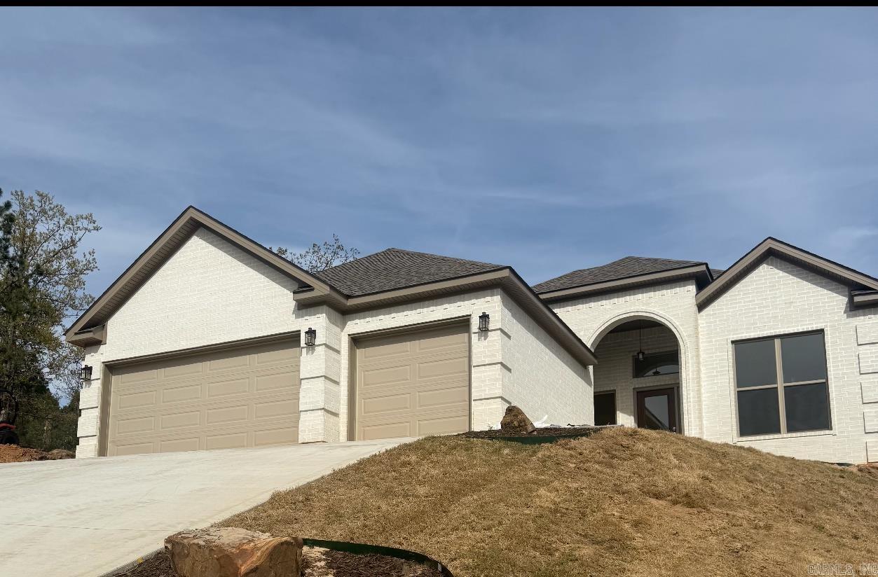 119 Crestview Drive Maumelle, AR 72113