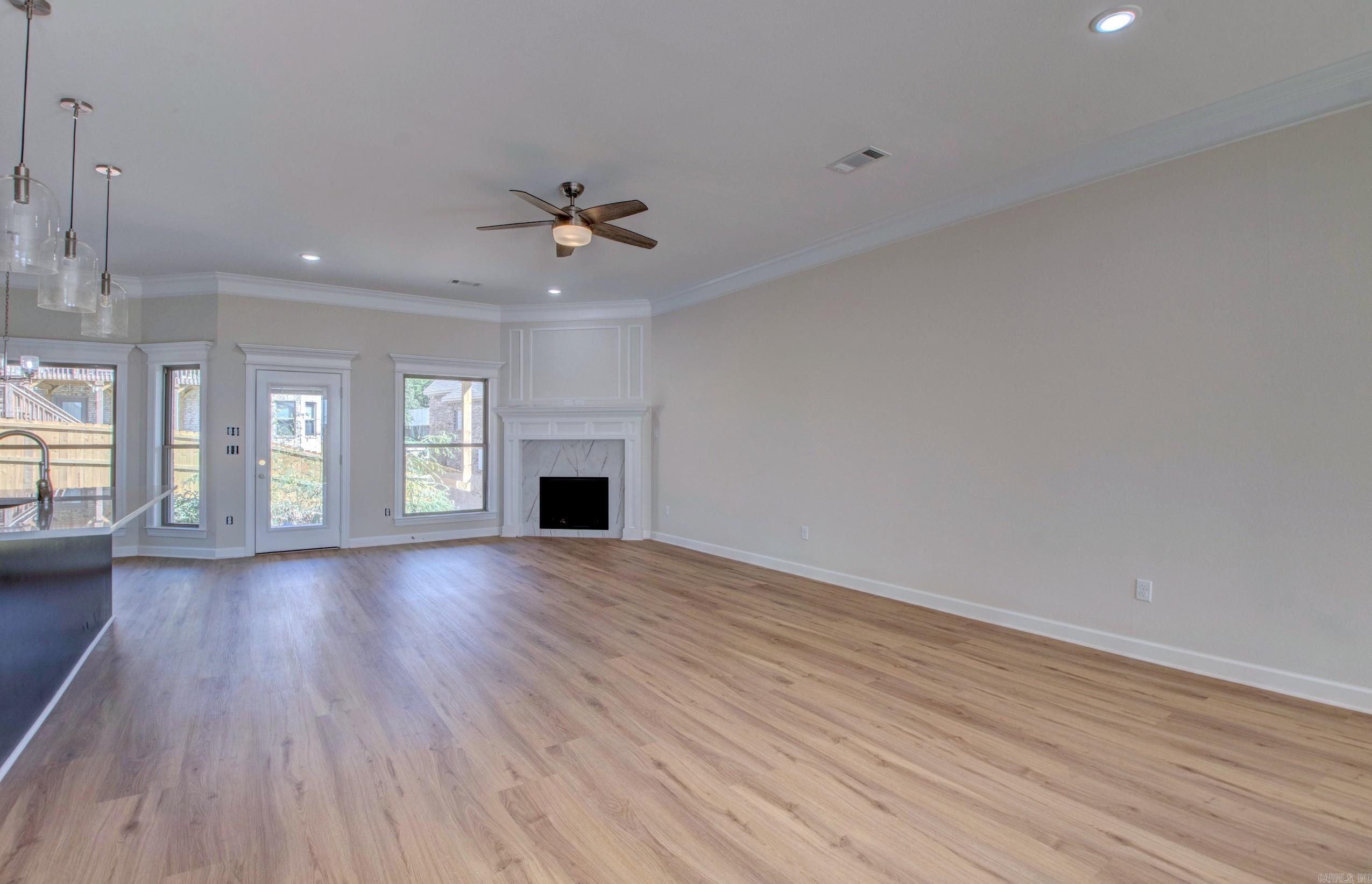 119 Crestview Drive  Maumelle, AR