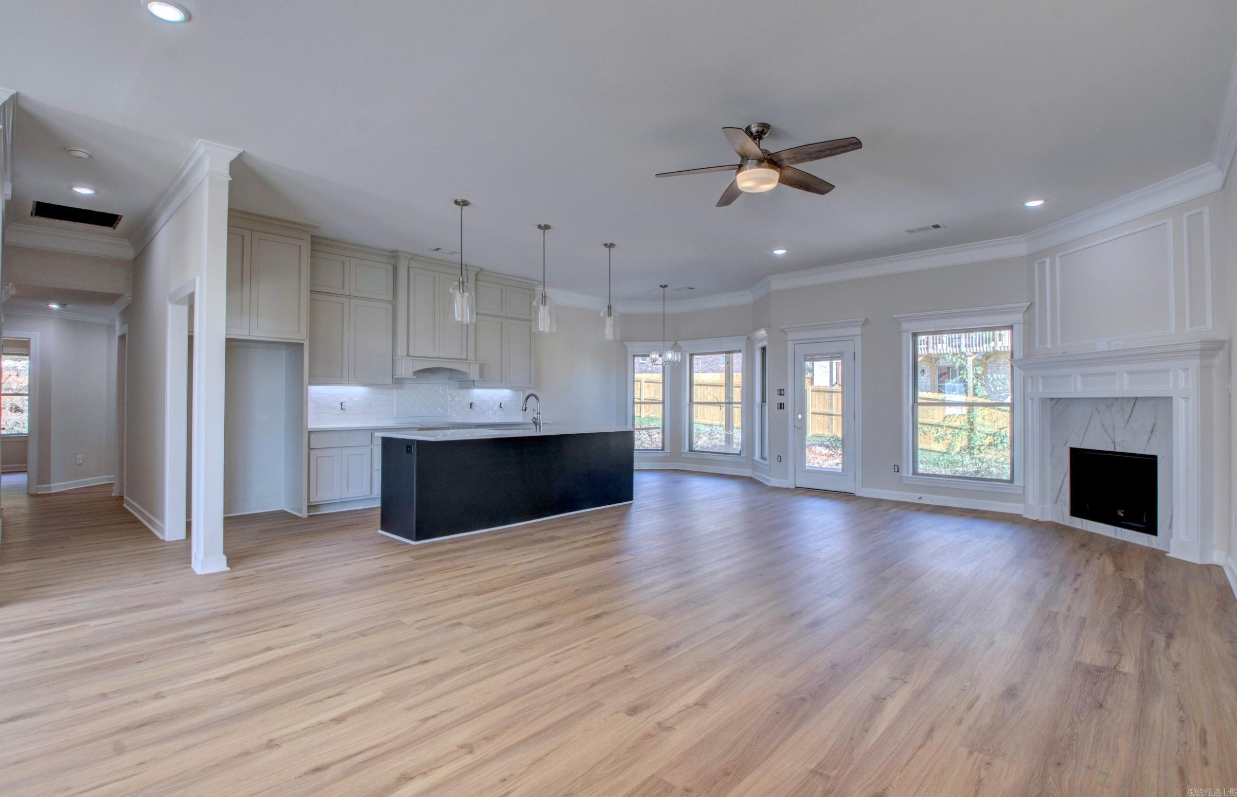 119 Crestview Drive  Maumelle, AR