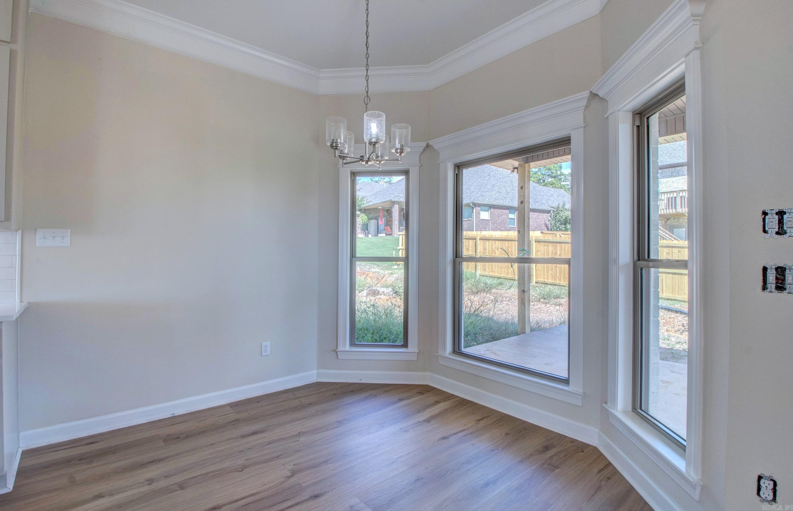 119 Crestview Drive  Maumelle, AR