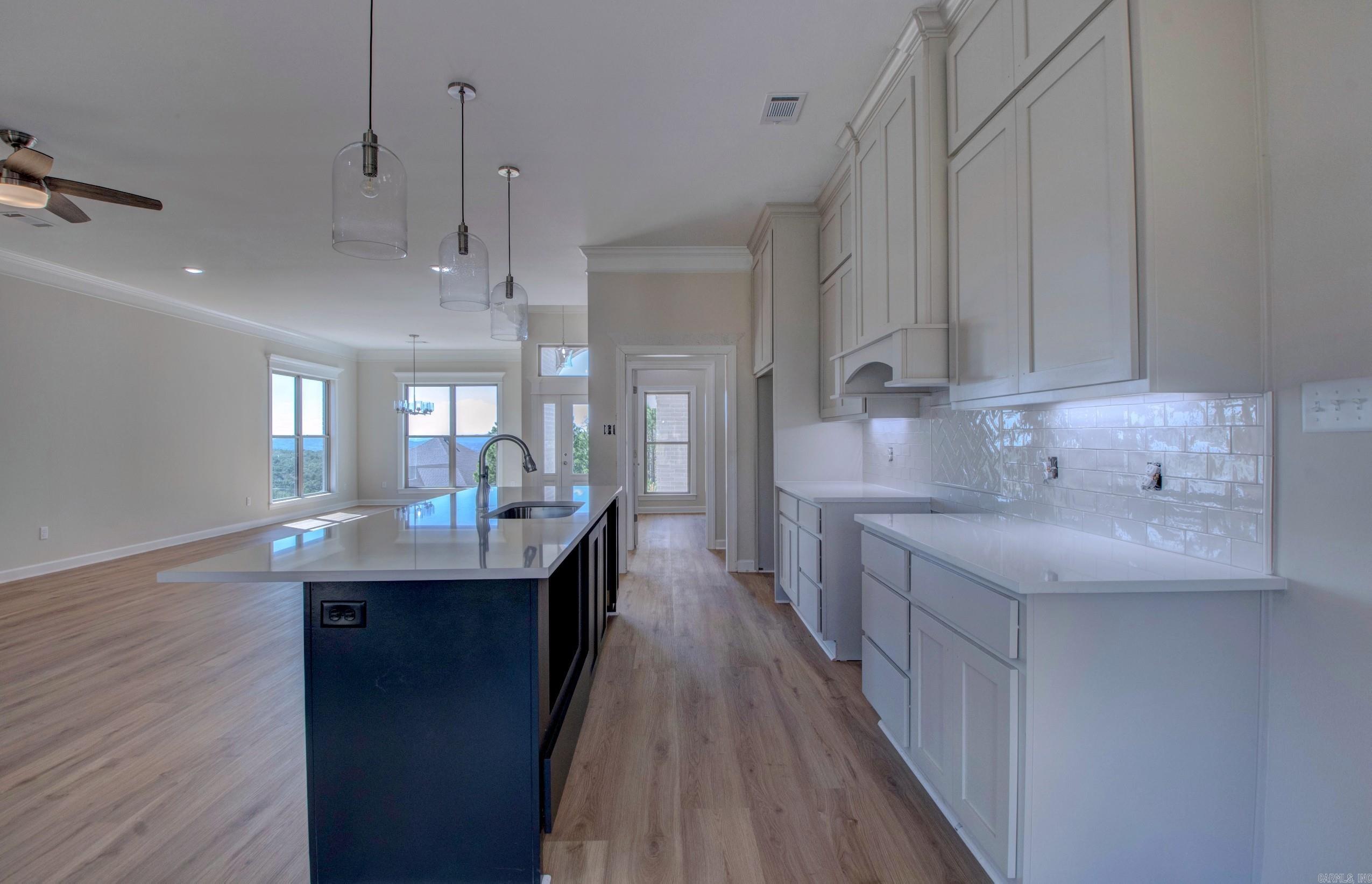 119 Crestview Drive  Maumelle, AR