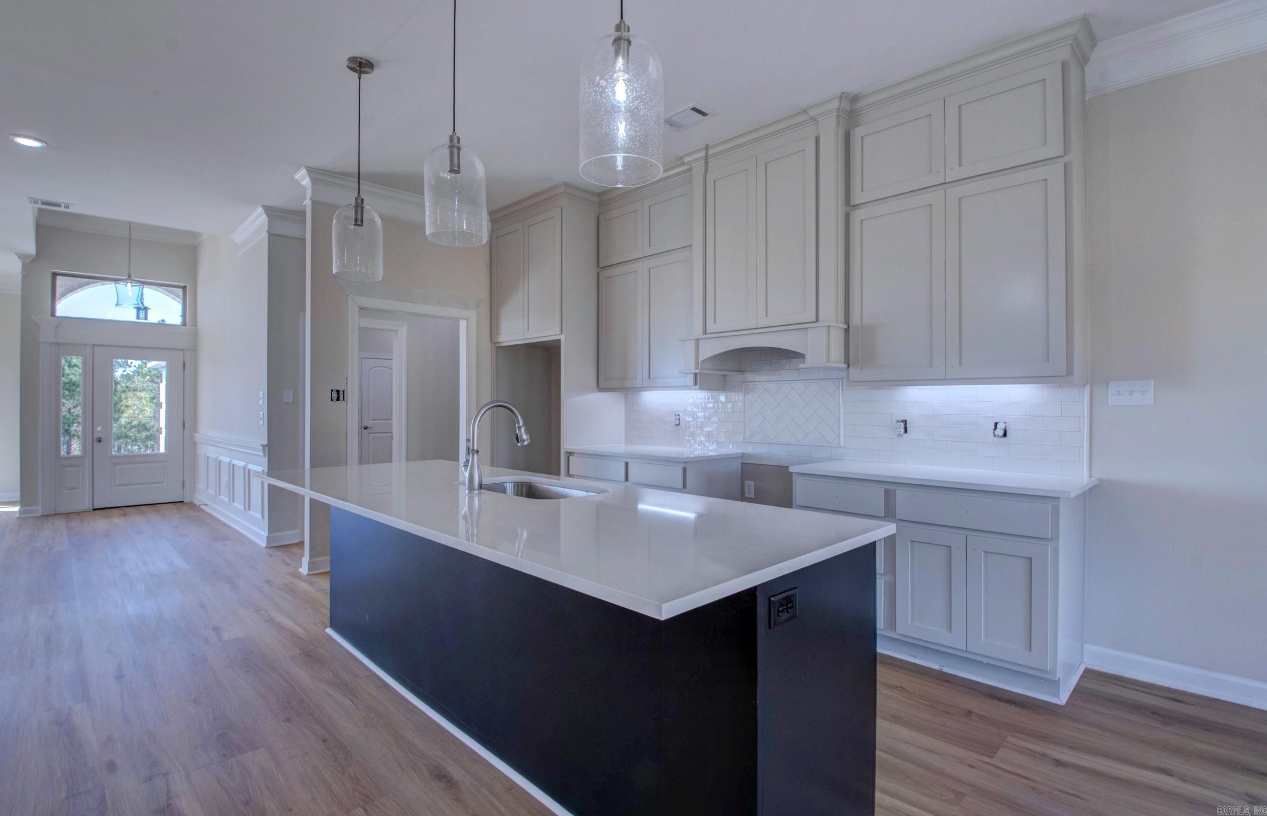 119 Crestview Drive  Maumelle, AR