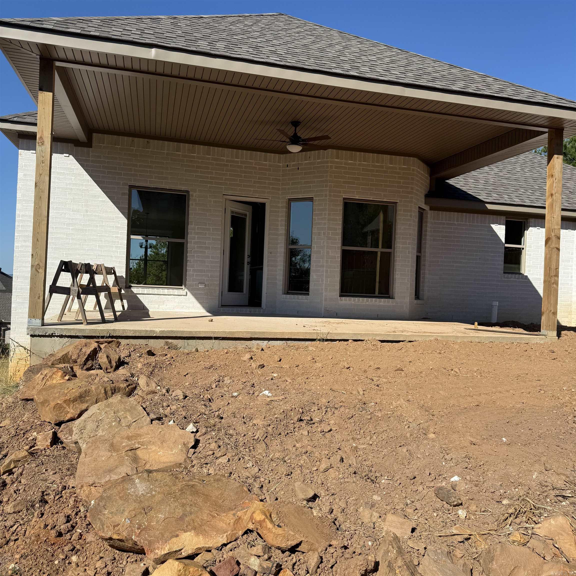 119 Crestview Drive  Maumelle, AR