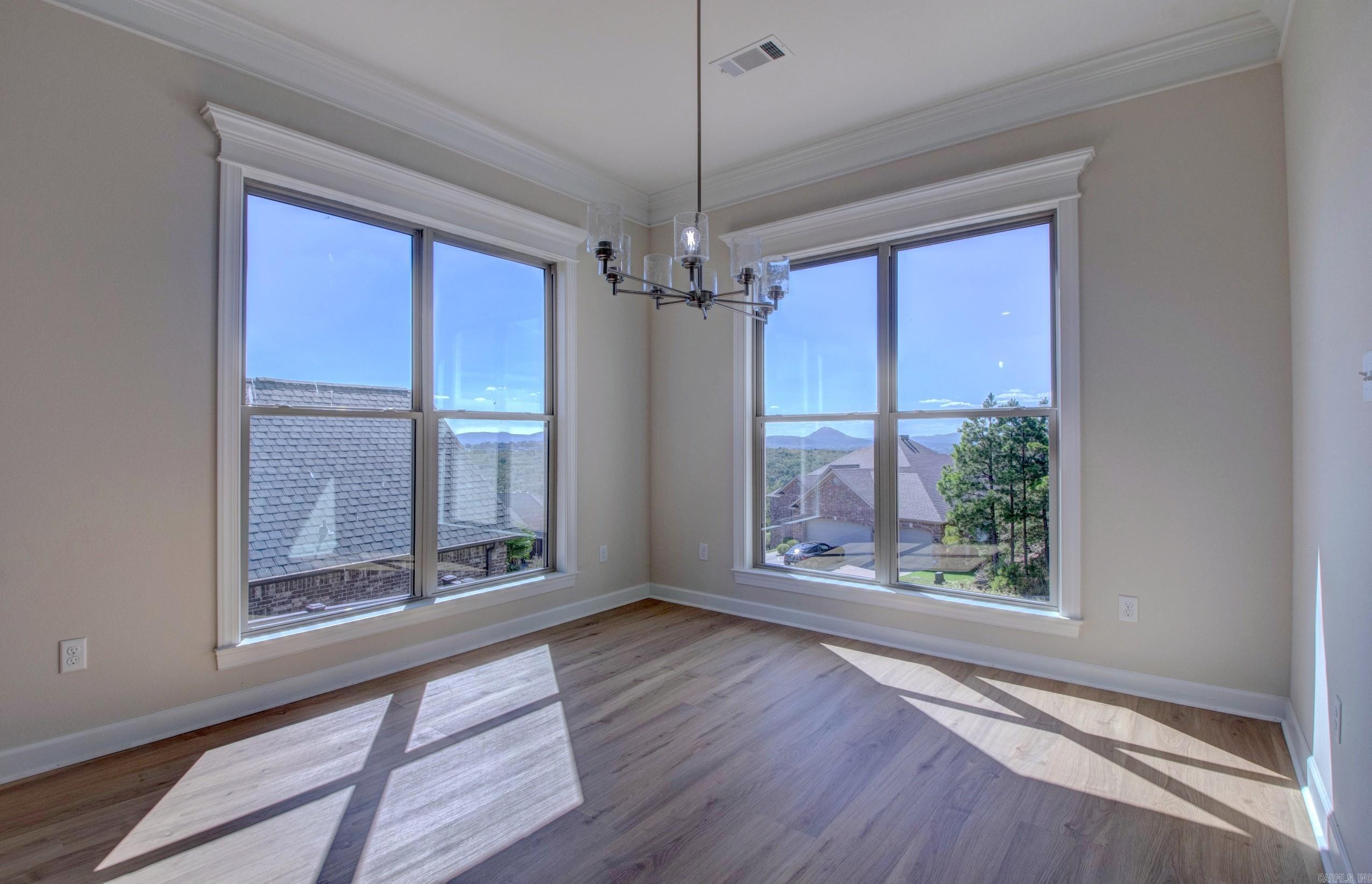 119 Crestview Drive  Maumelle, AR