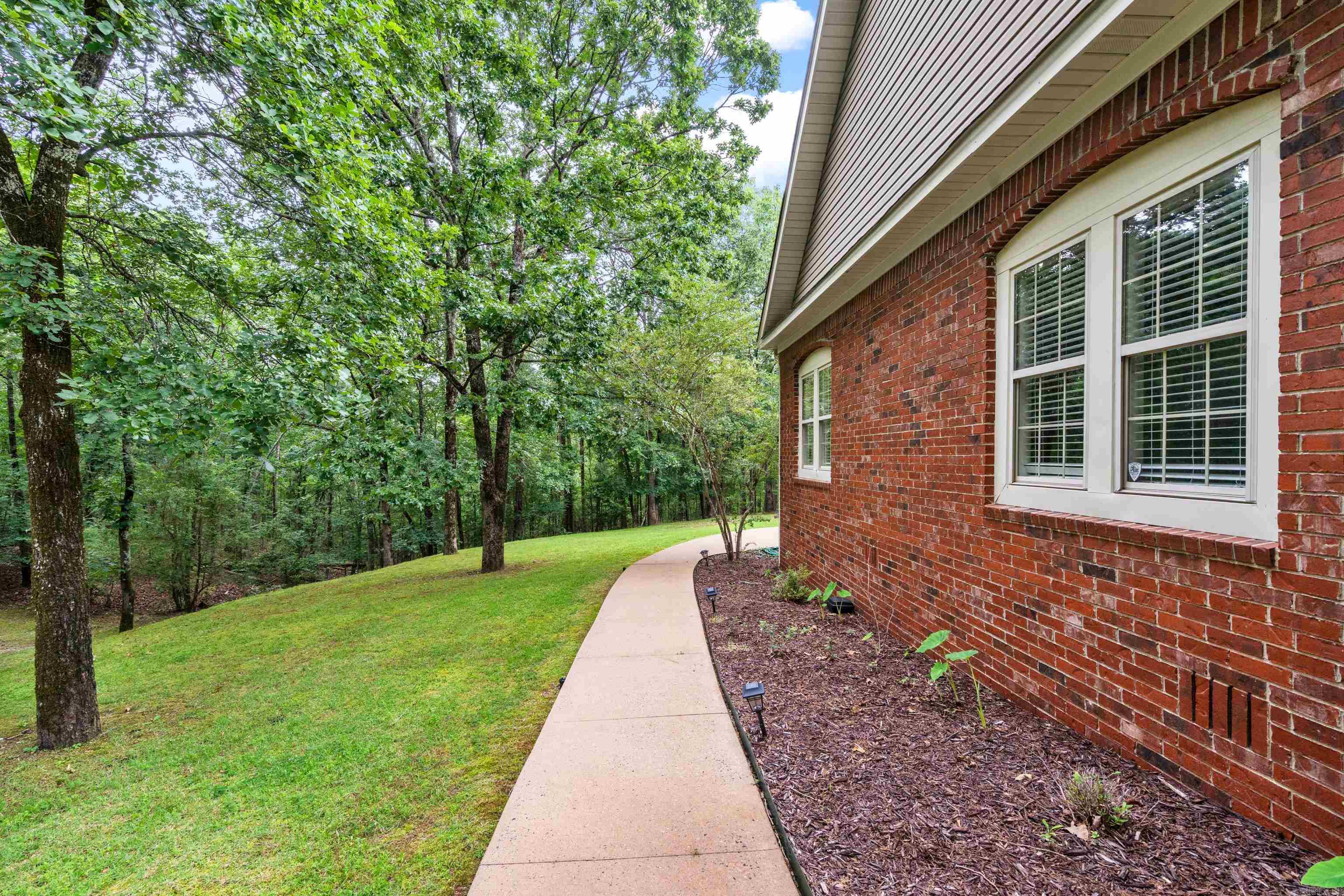 185 HILLSIDE  Hot Springs, AR