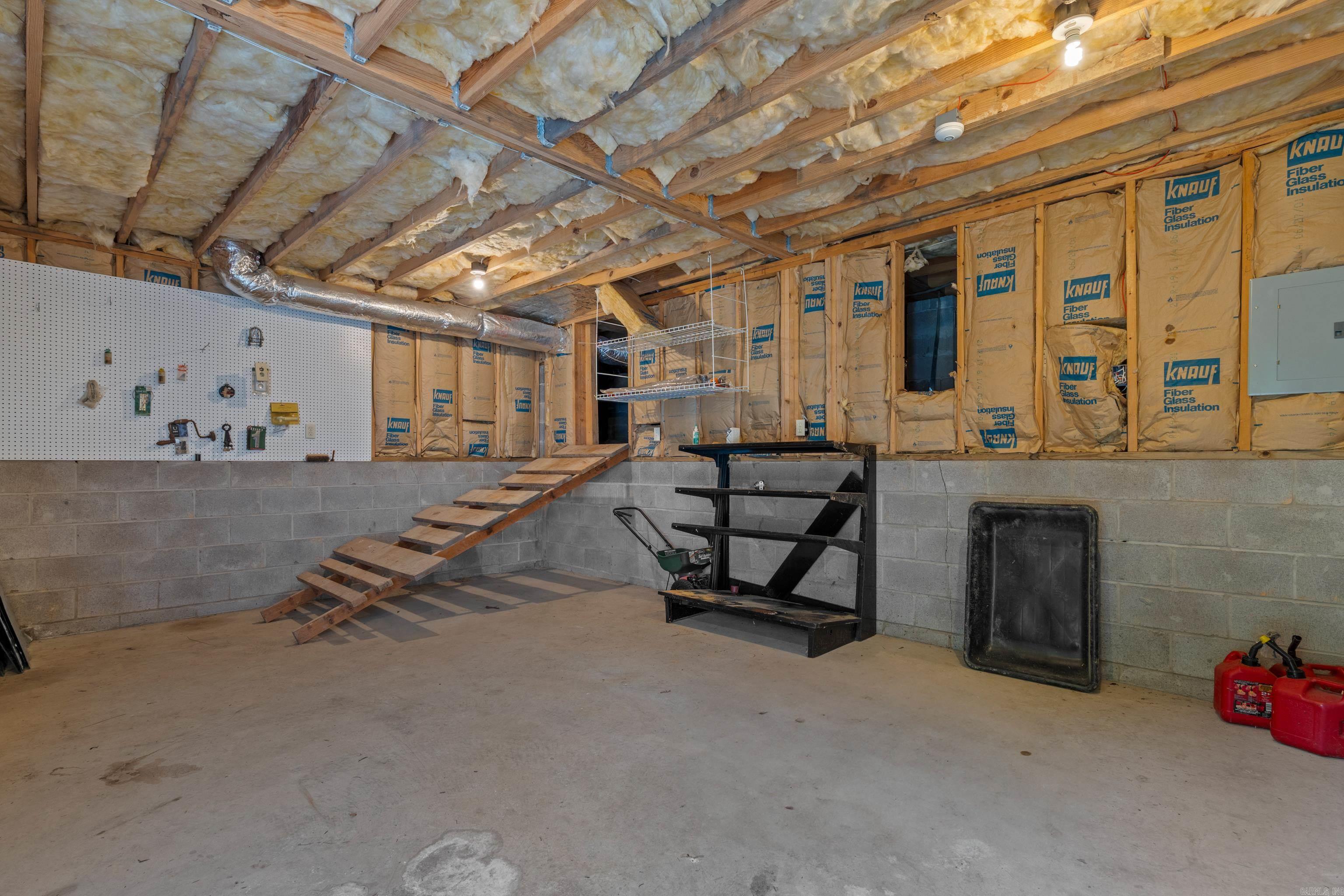 185 HILLSIDE  Hot Springs, AR