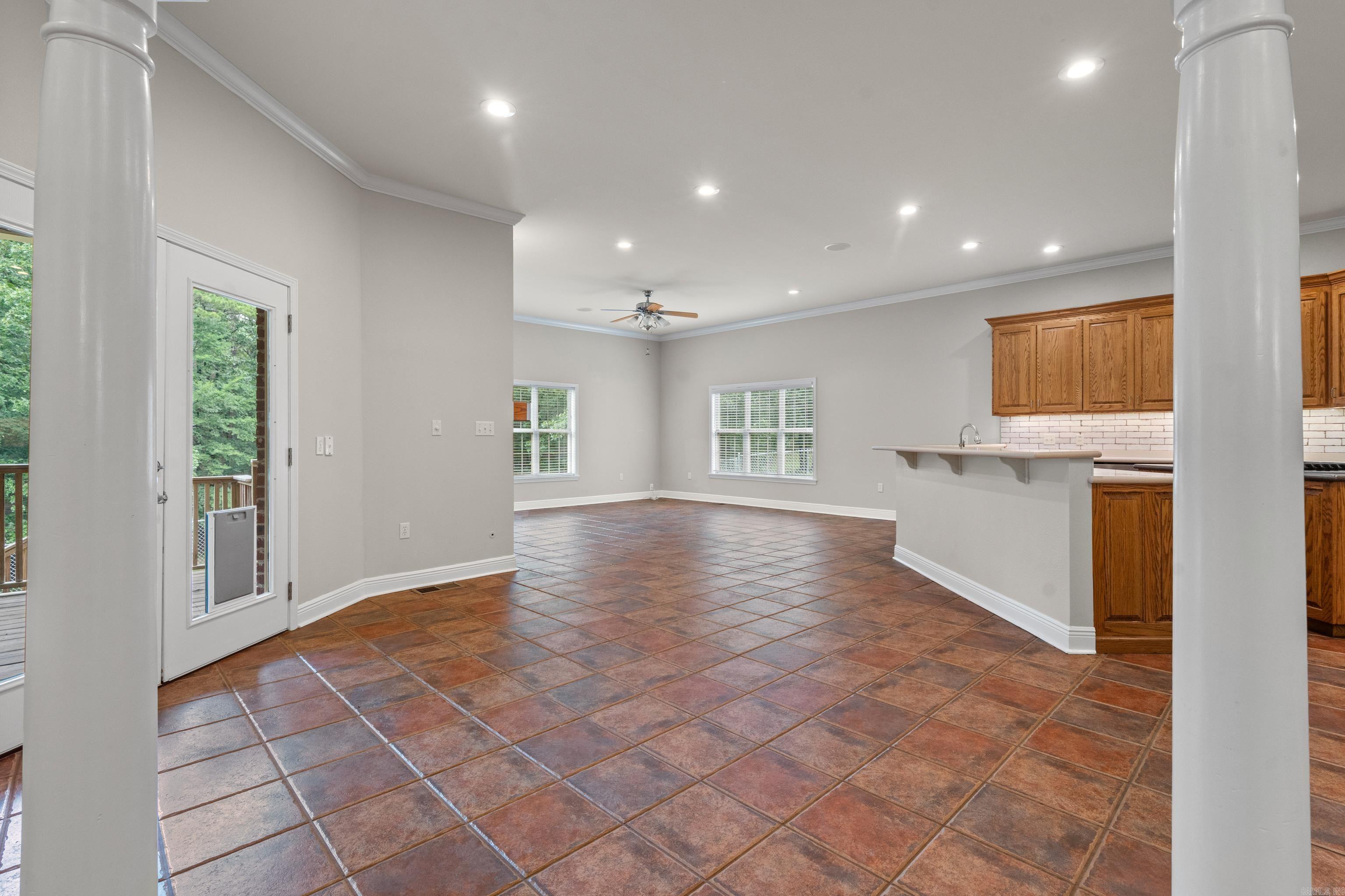 185 HILLSIDE  Hot Springs, AR