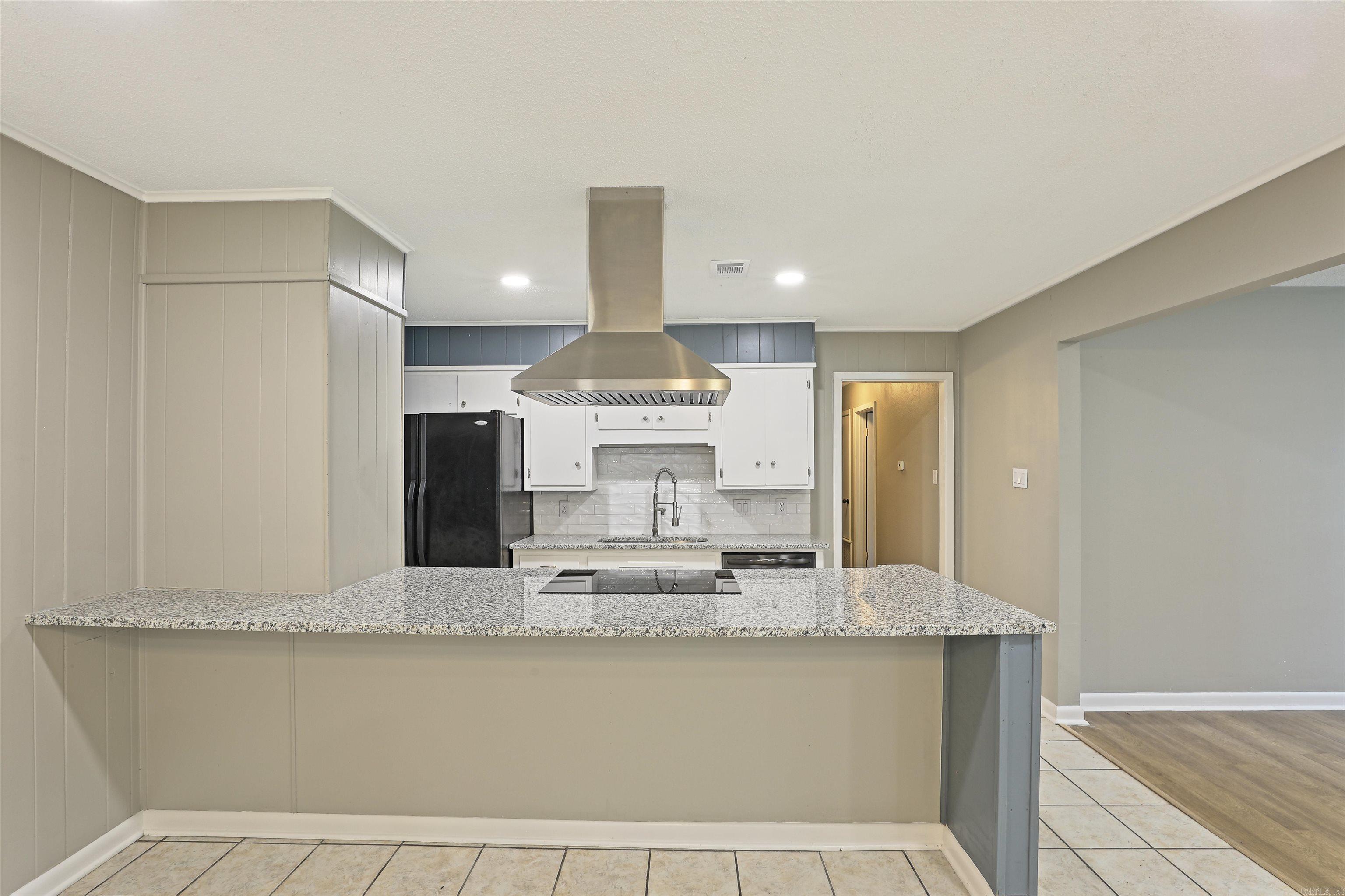 6905 White Oak Cove  White Hall, AR