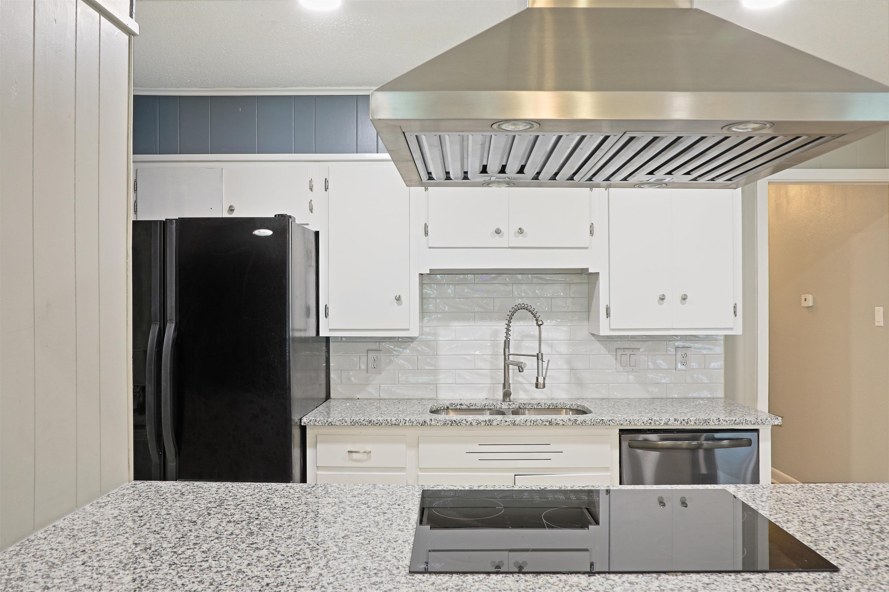 6905 White Oak Cove  White Hall, AR