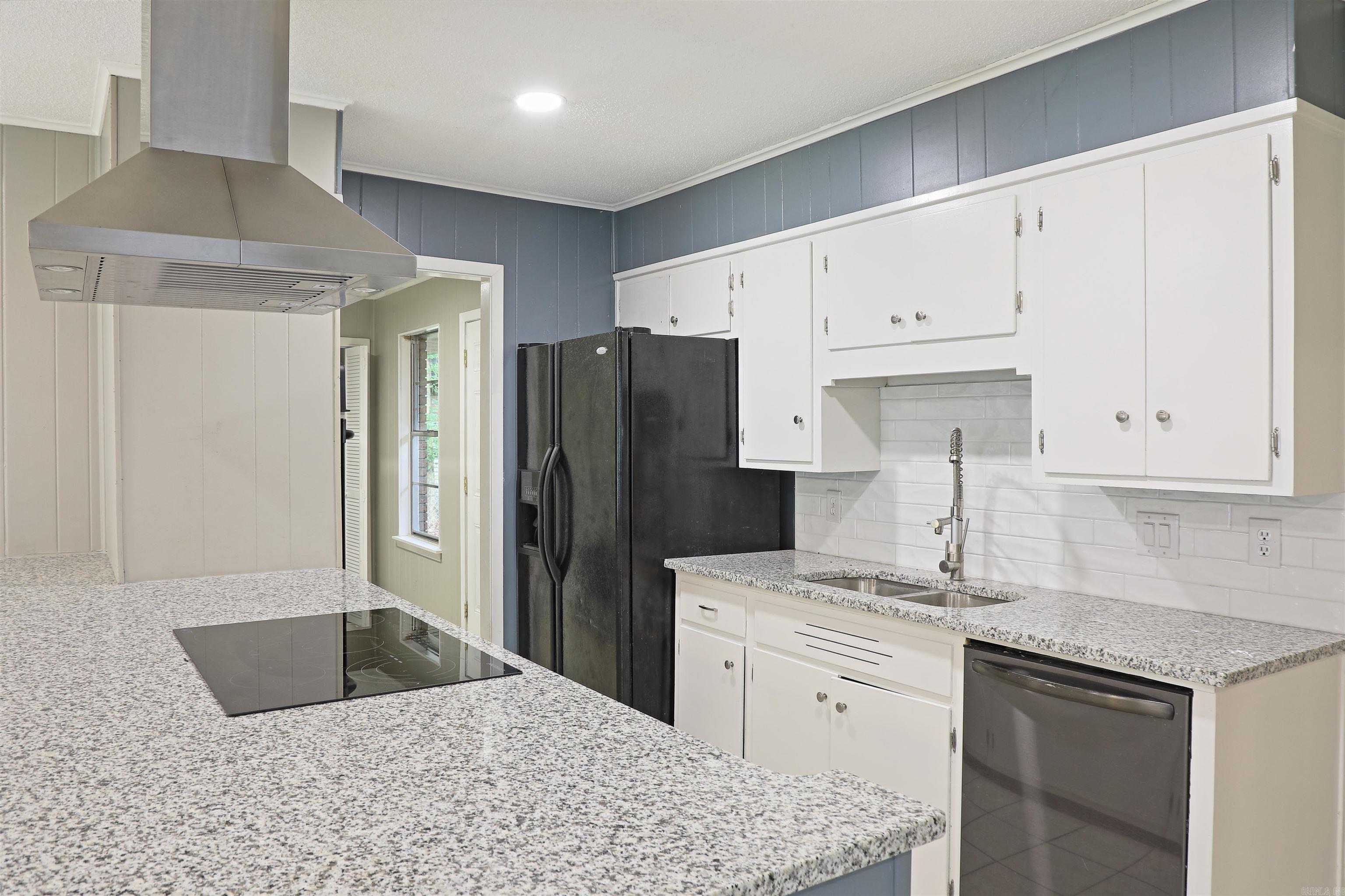 6905 White Oak Cove  White Hall, AR