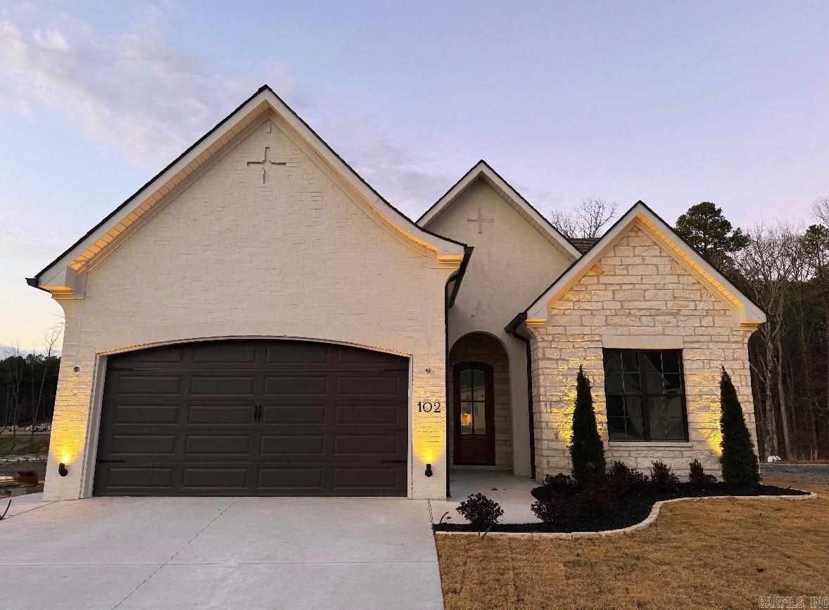 102 Kinley Loop Little Rock, AR 72223