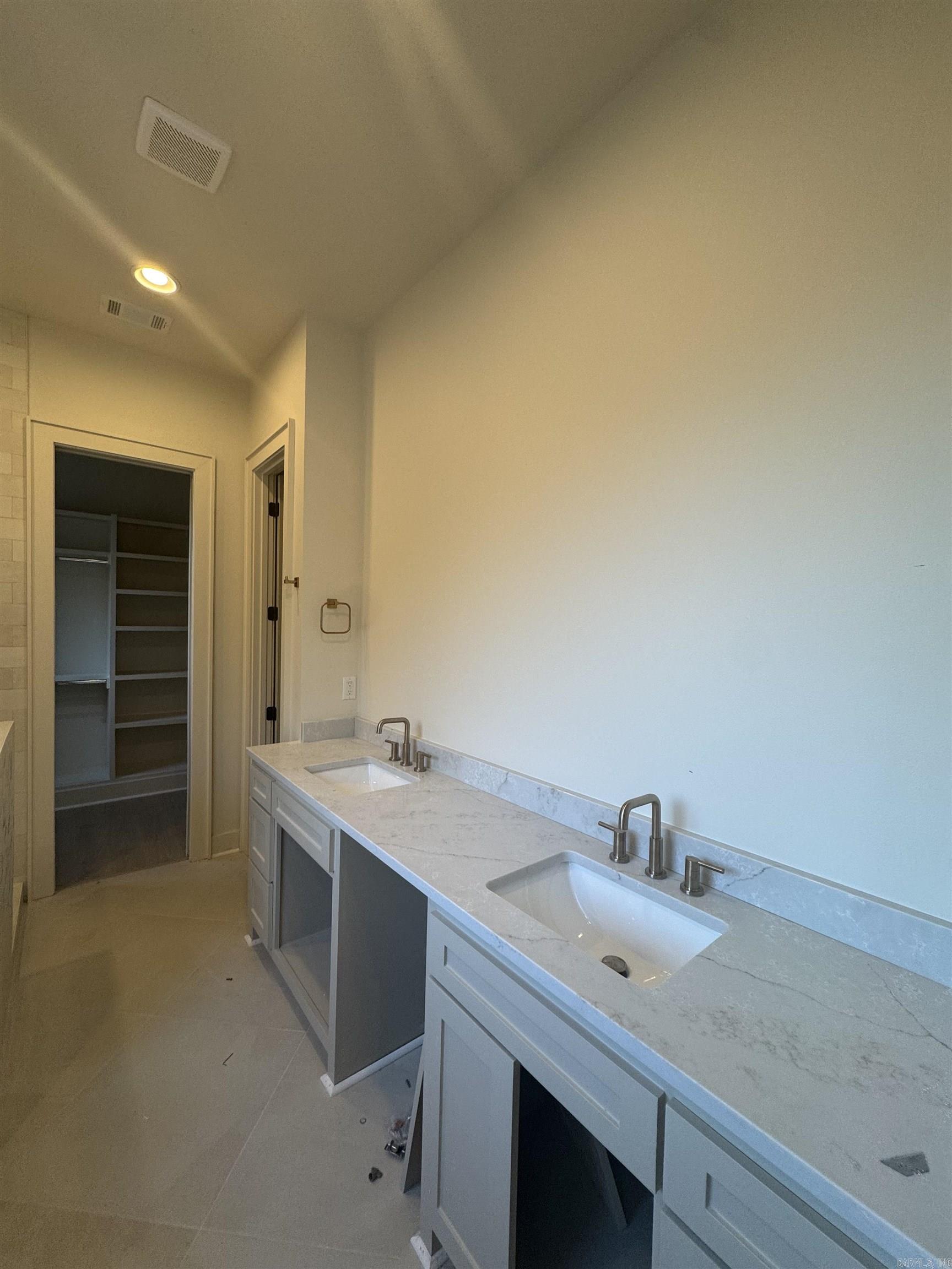 102 Kinley Loop Little Rock, AR 72223