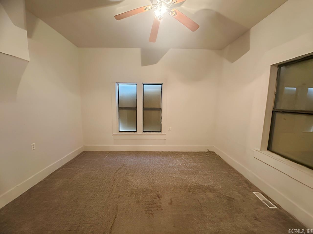 308 W 8th Street  Leola, AR