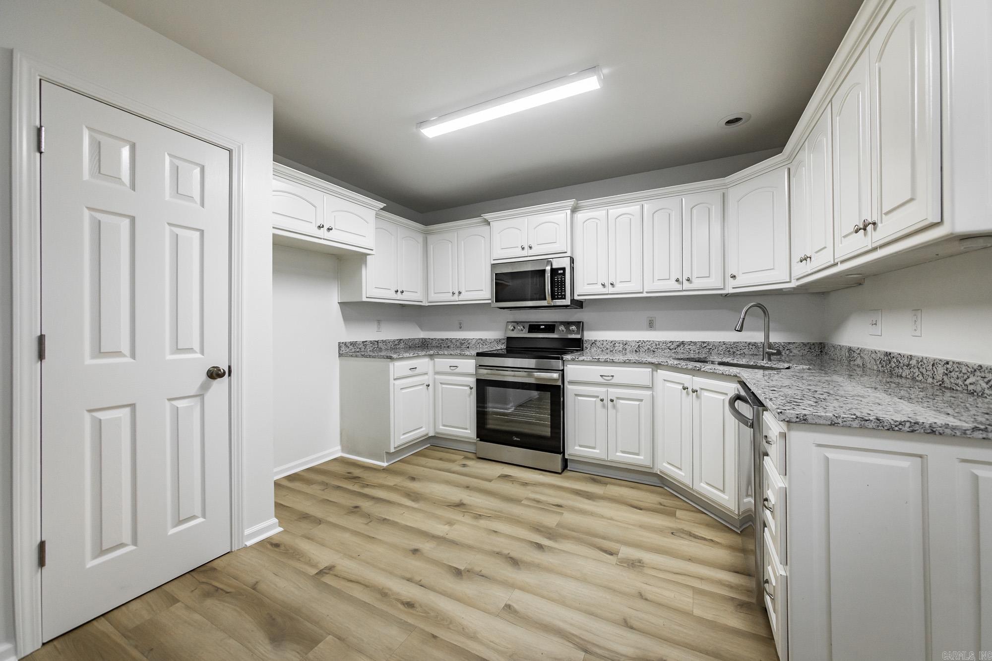 11609 Ridgetop Dr  Sherwood, AR