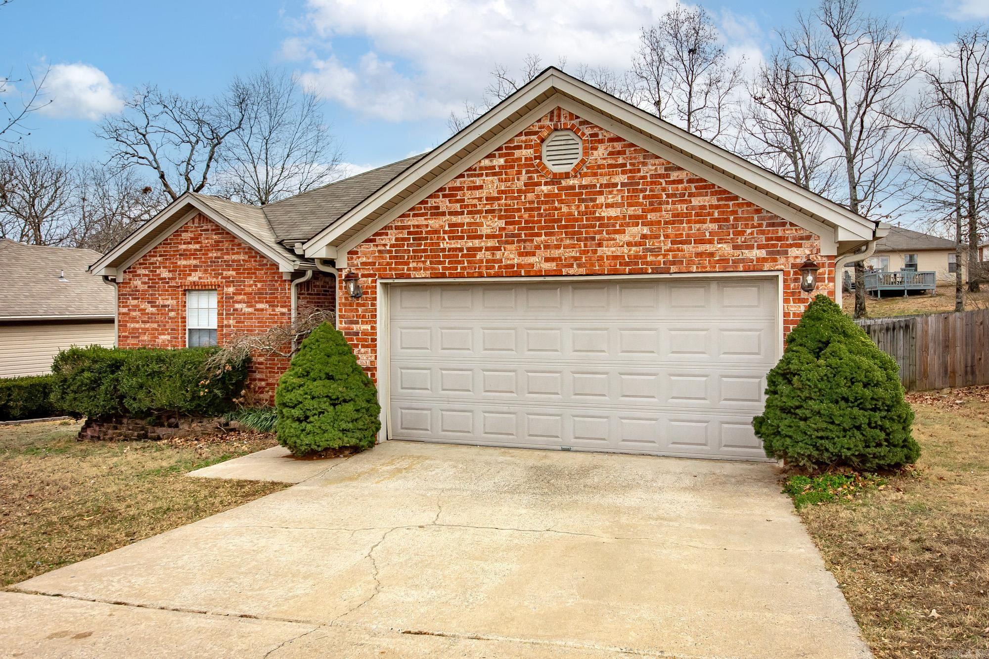 11609 Ridgetop Dr  Sherwood, AR