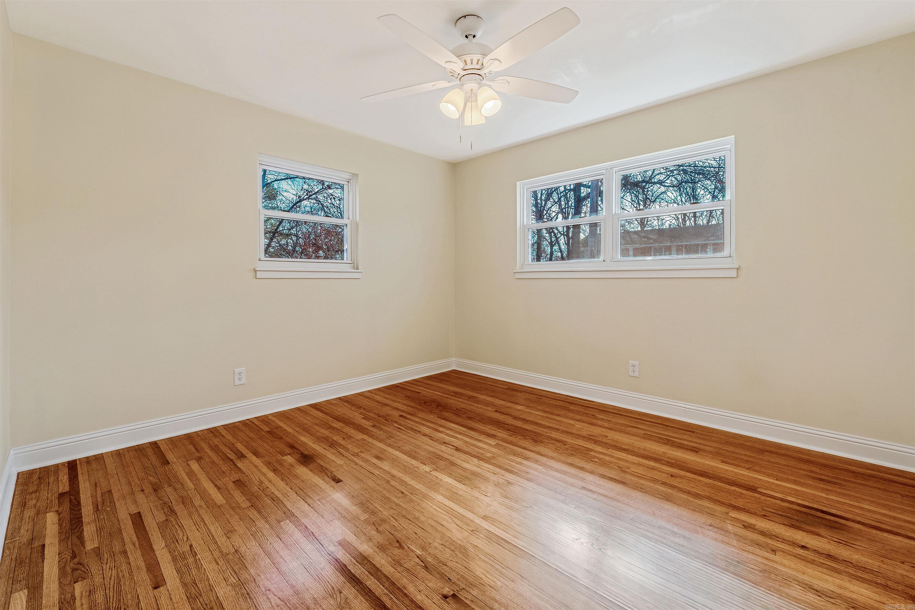 1607 Grove Hill  North Little Rock, AR