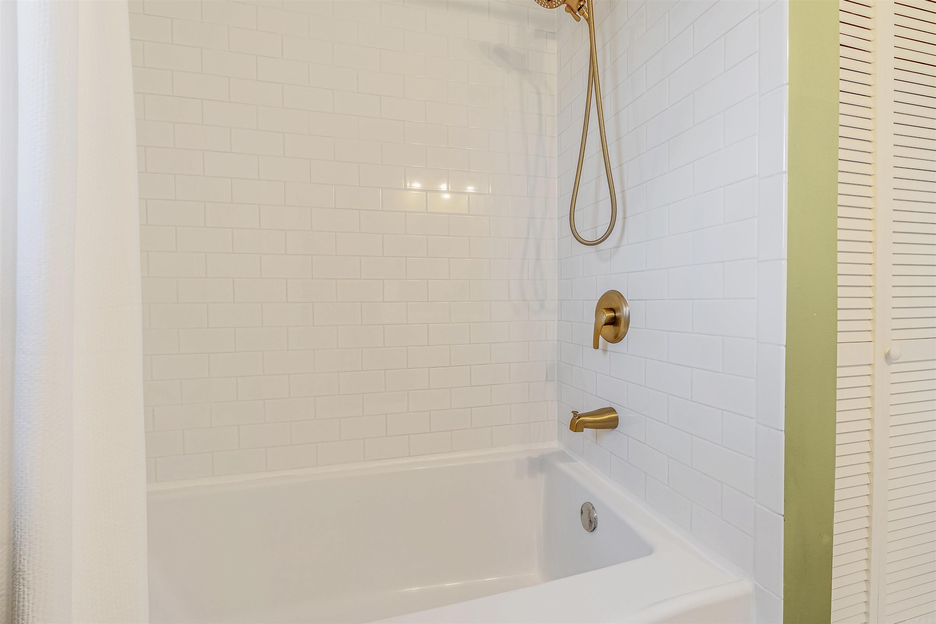 1607 Grove Hill  North Little Rock, AR