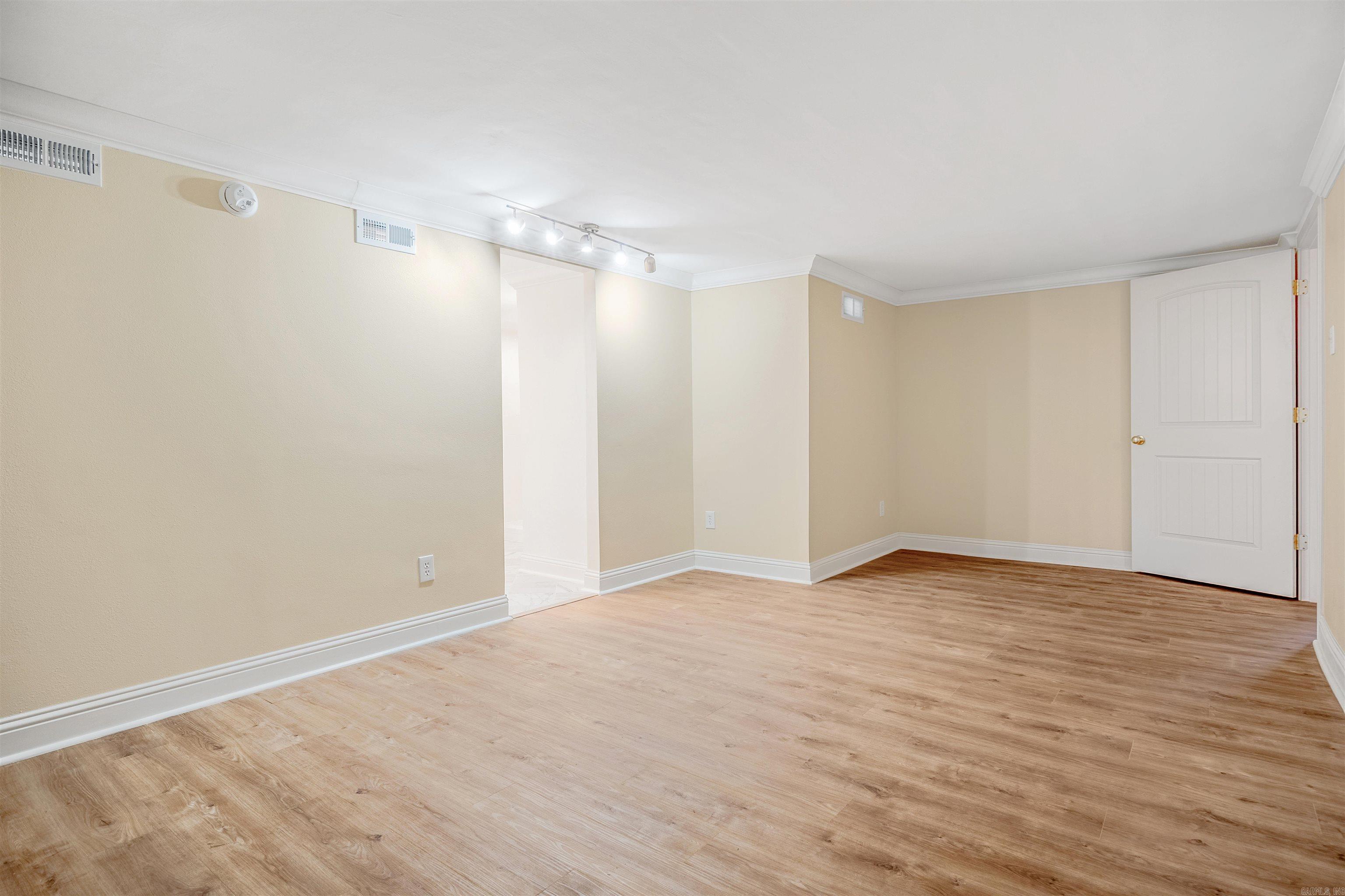 1607 Grove Hill  North Little Rock, AR