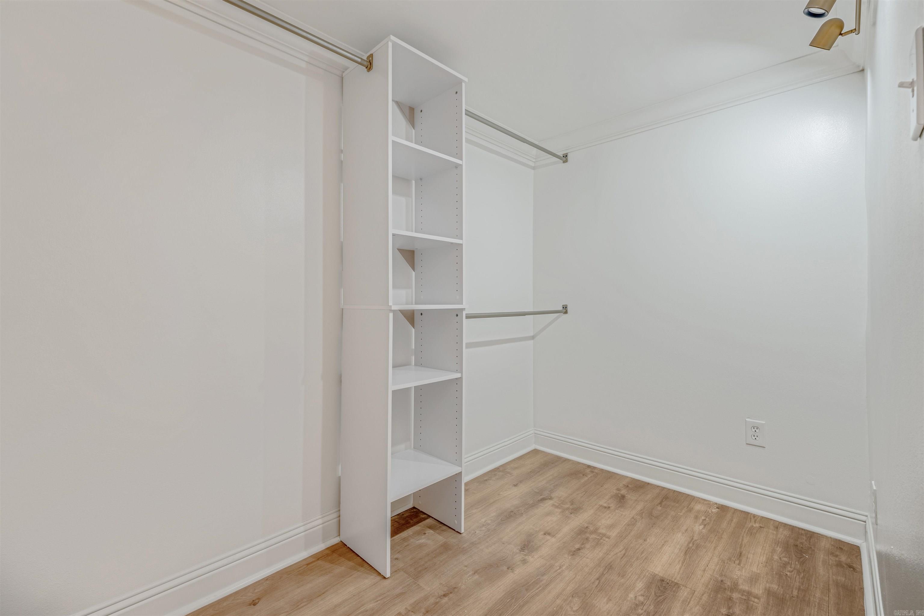 1607 Grove Hill  North Little Rock, AR