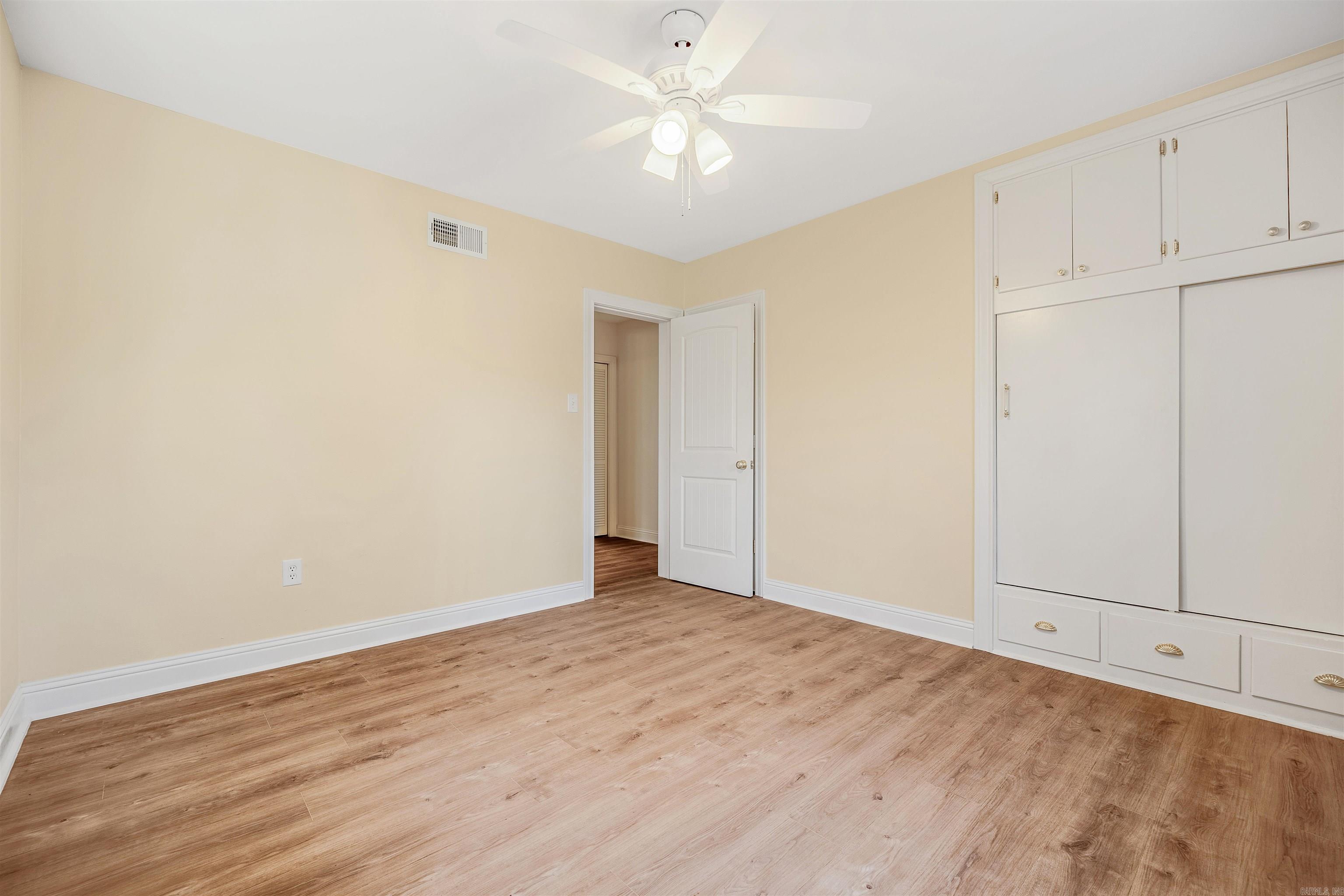 1607 Grove Hill  North Little Rock, AR