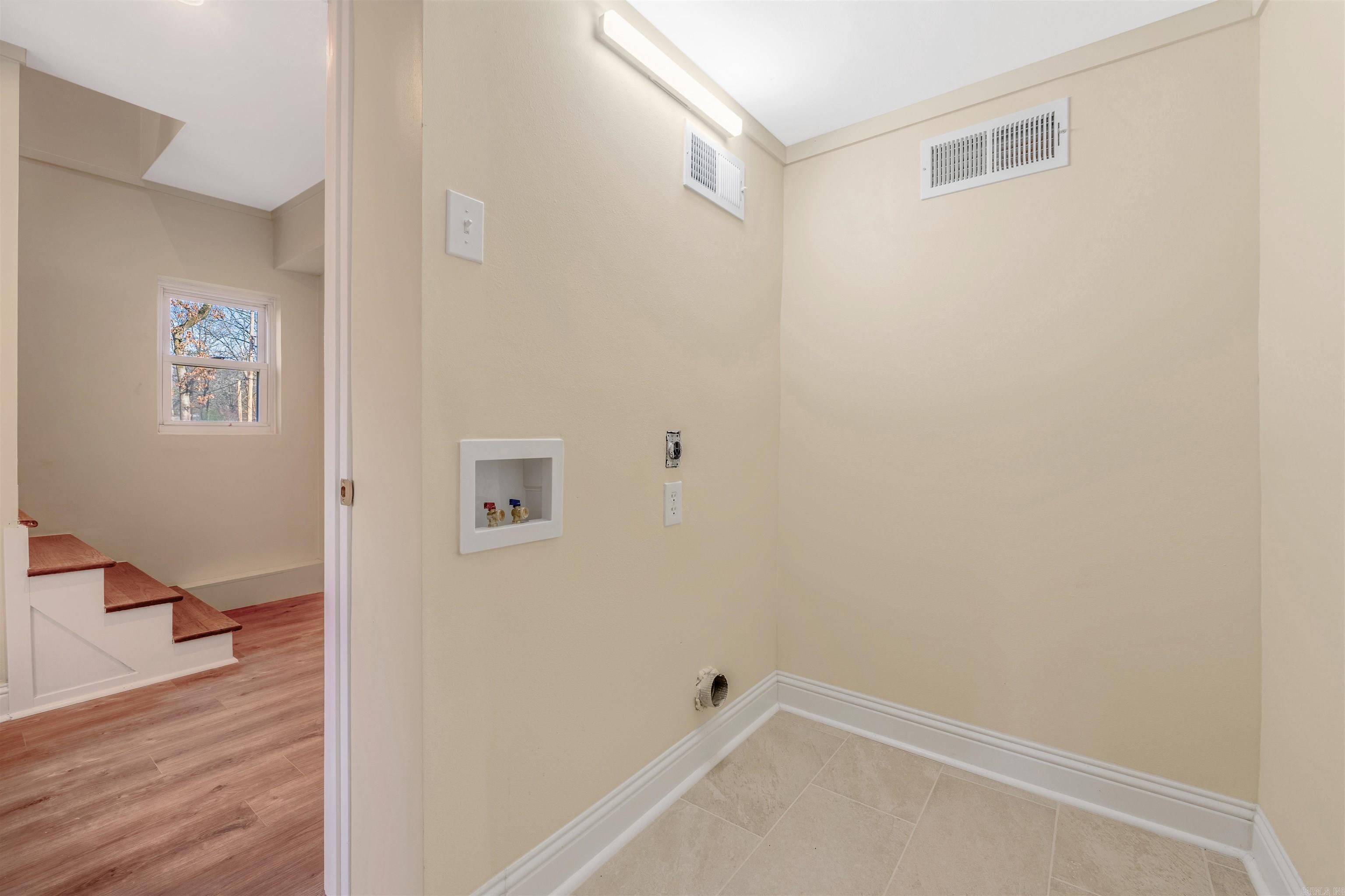 1607 Grove Hill  North Little Rock, AR