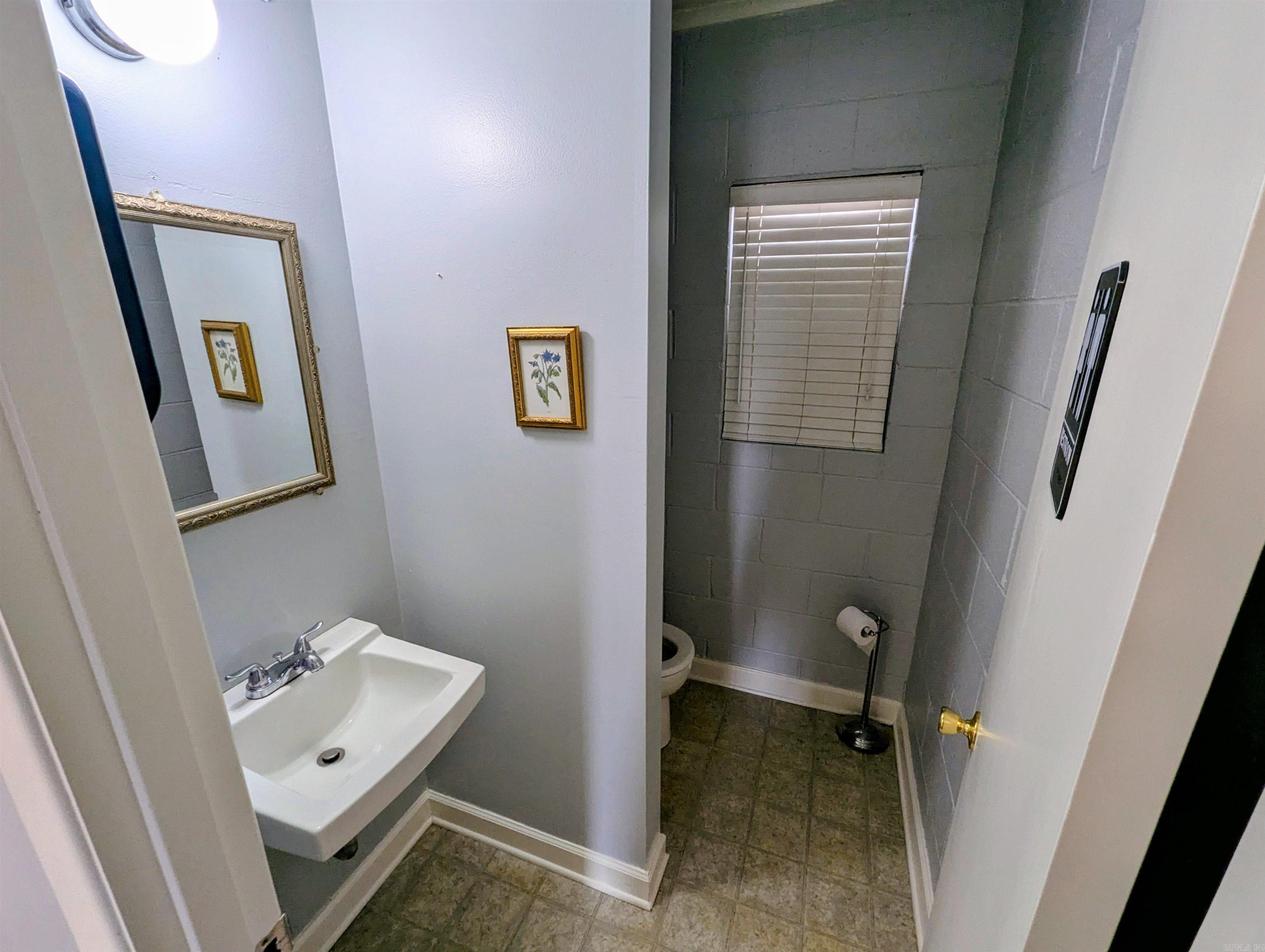 6226 Baseline Road  Little Rock, AR