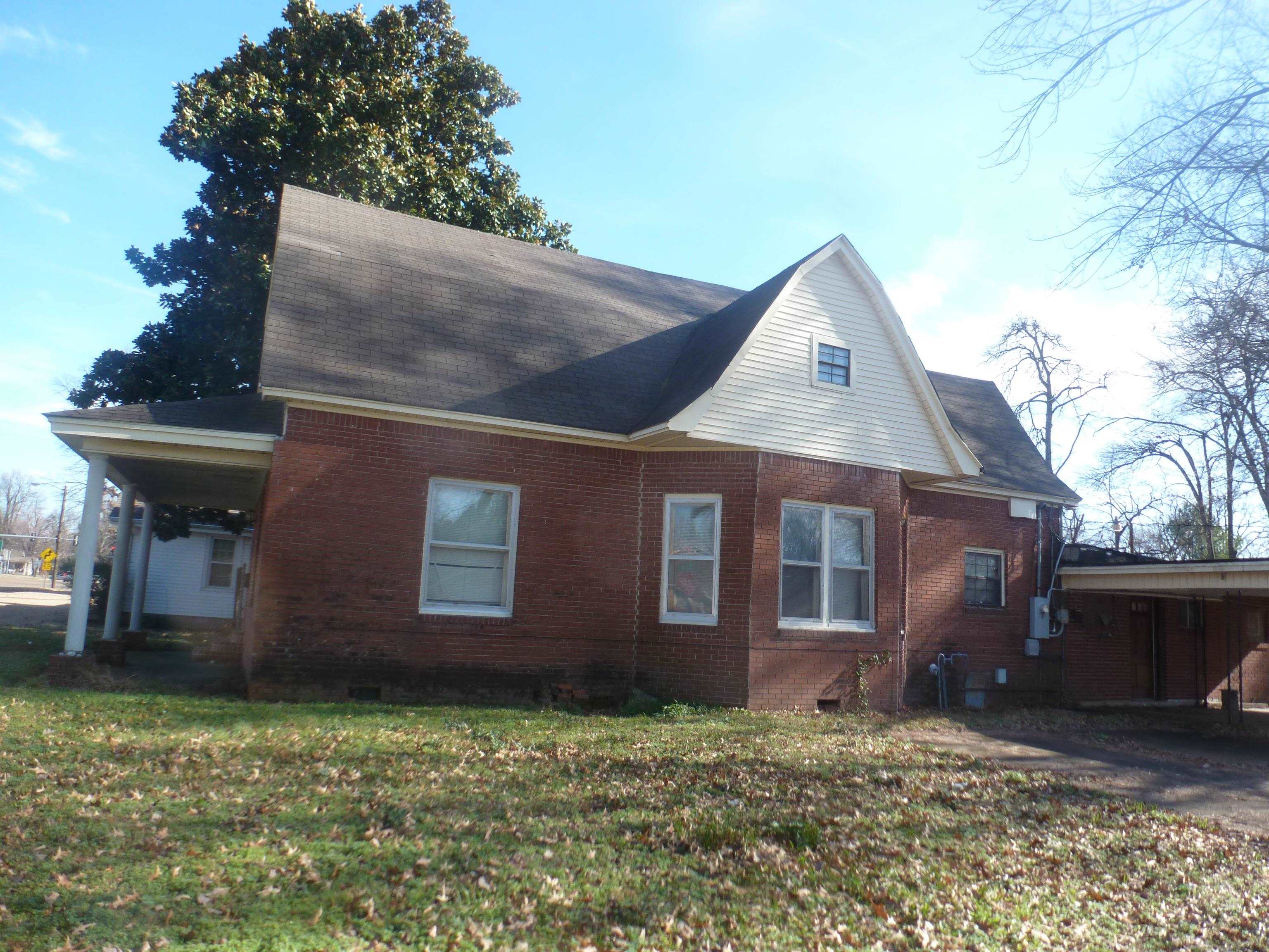 1315 W Main Street  Blytheville, AR