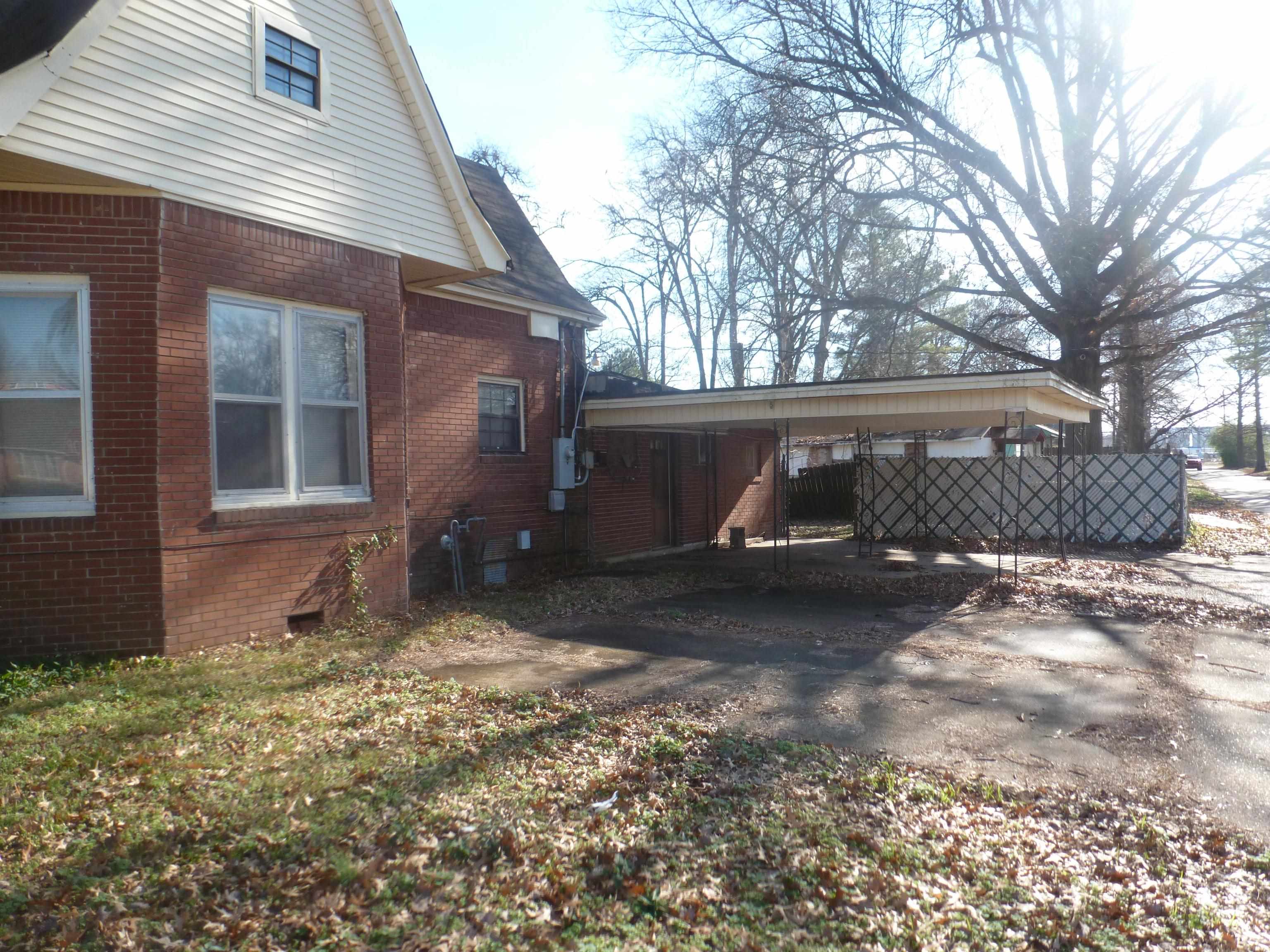 1315 W Main Street  Blytheville, AR